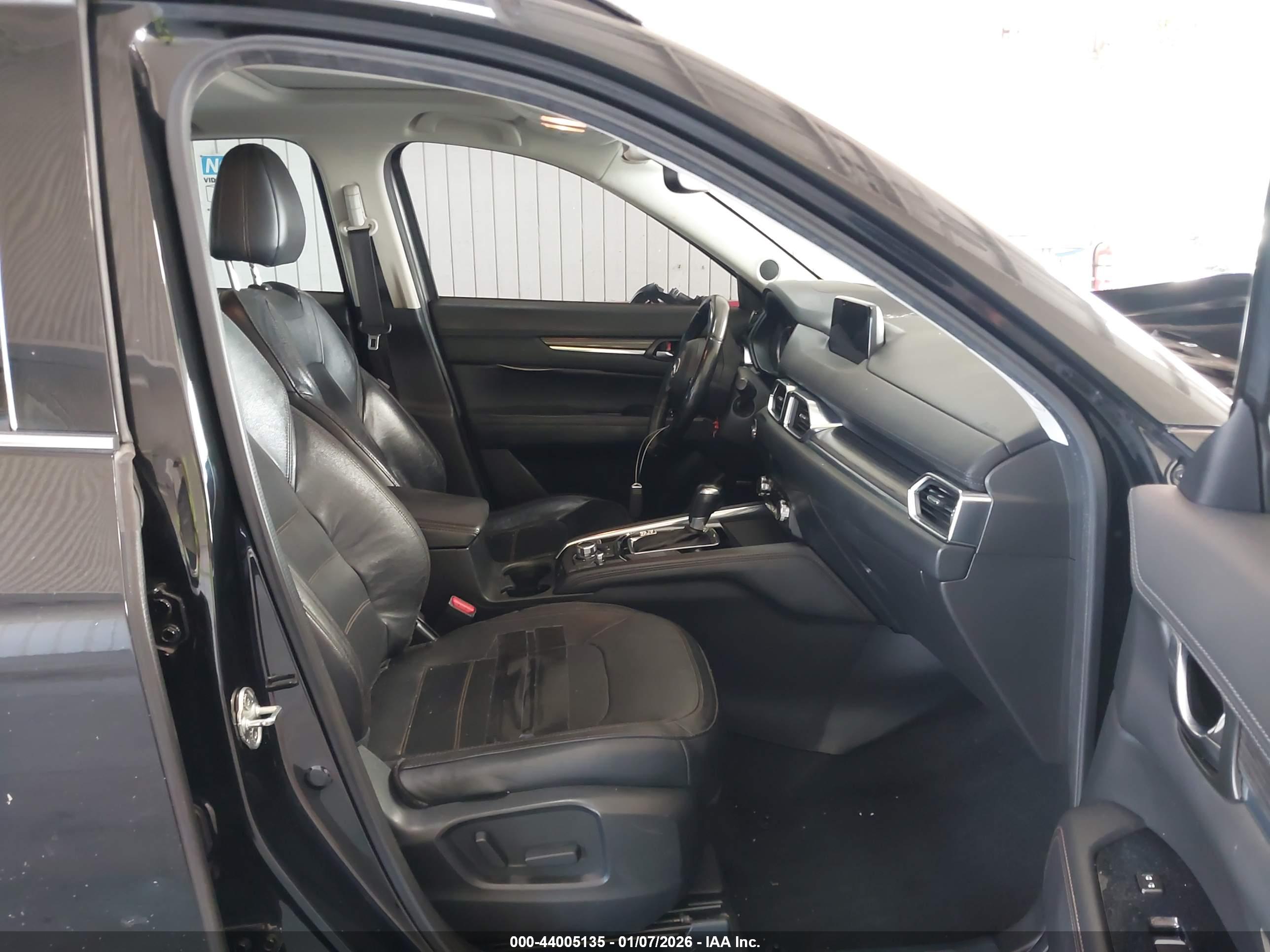MAZDA CX-5 image 5
