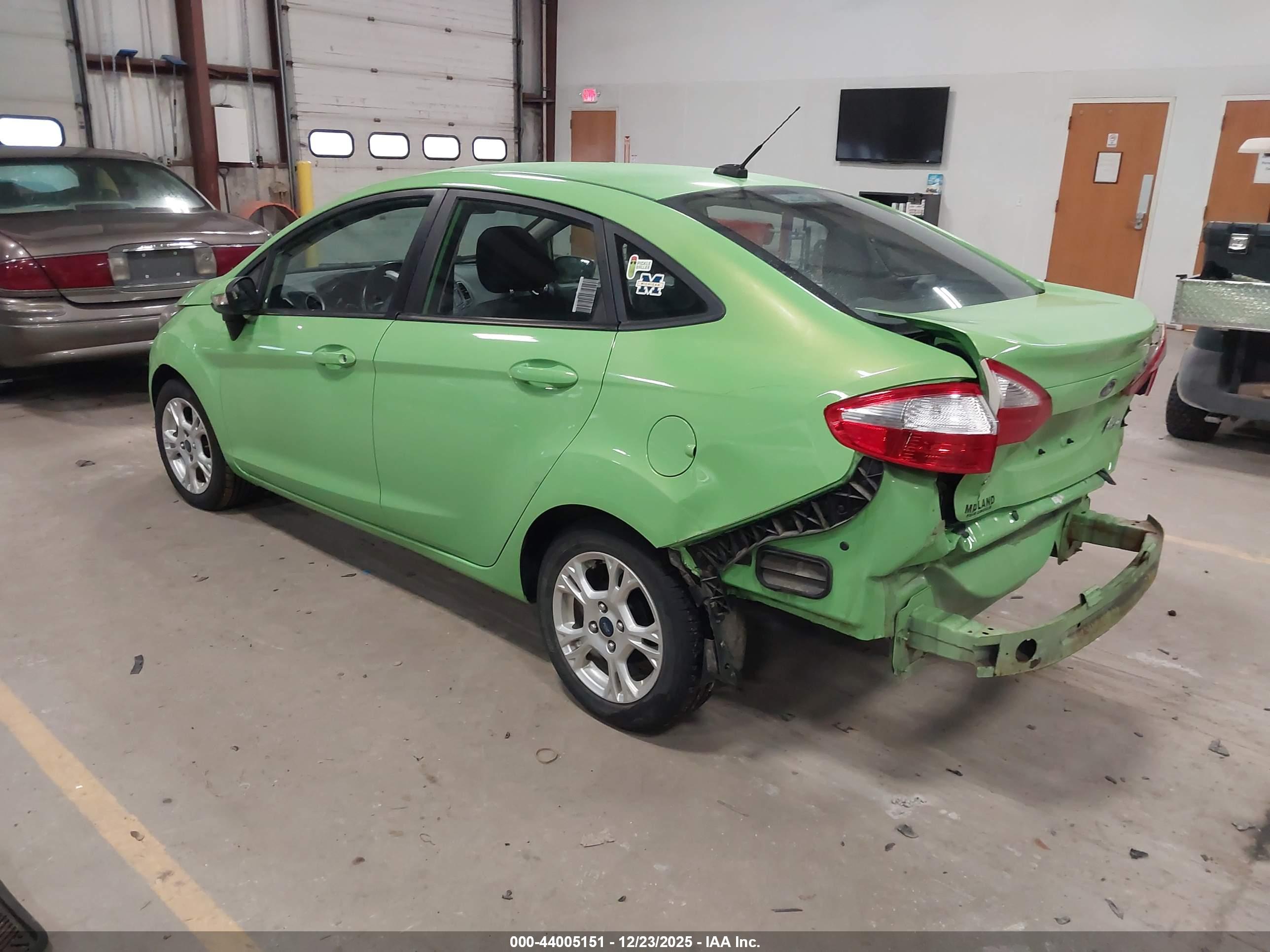 FORD FIESTA image 3