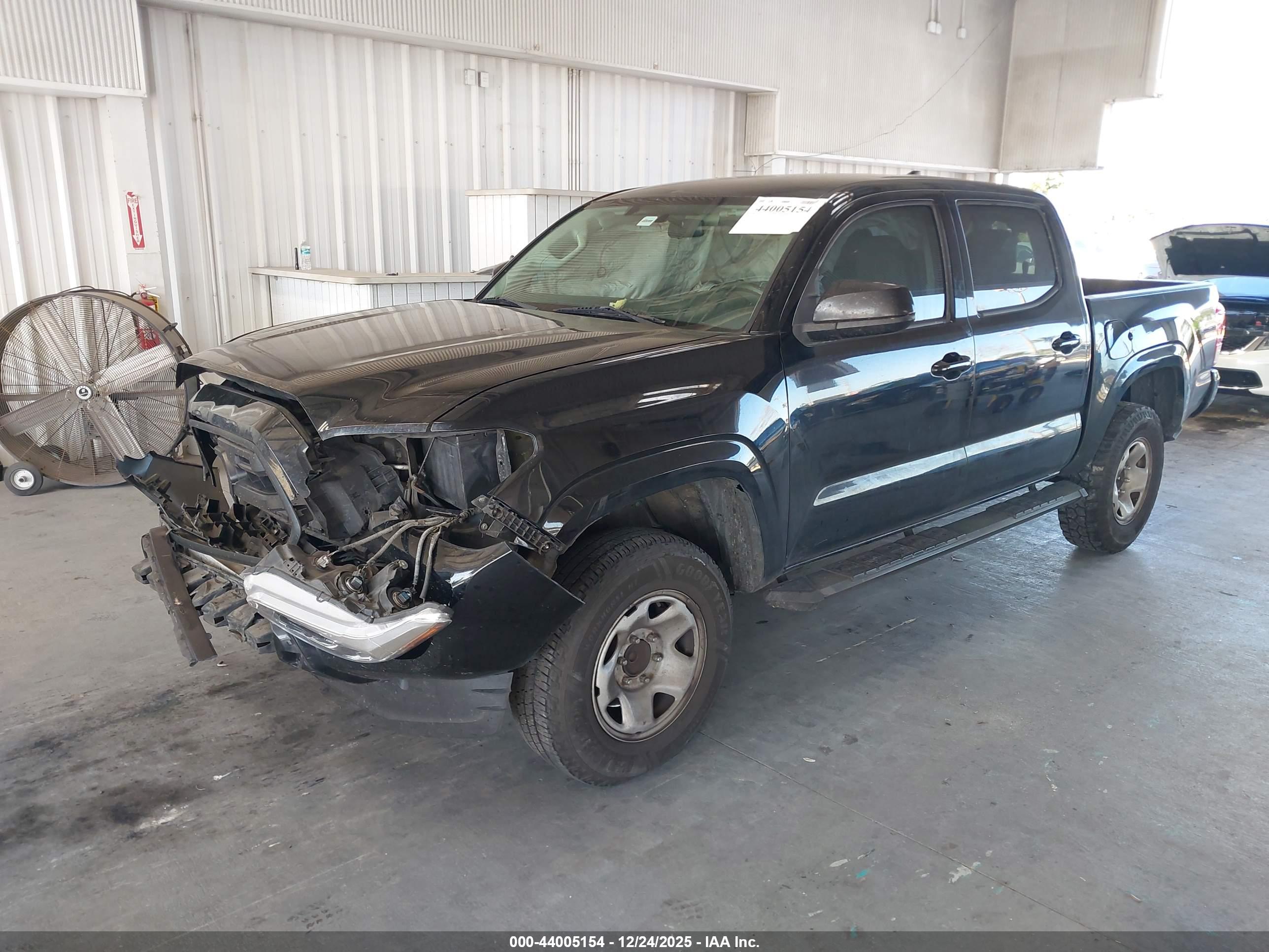 TOYOTA TACOMA image 2