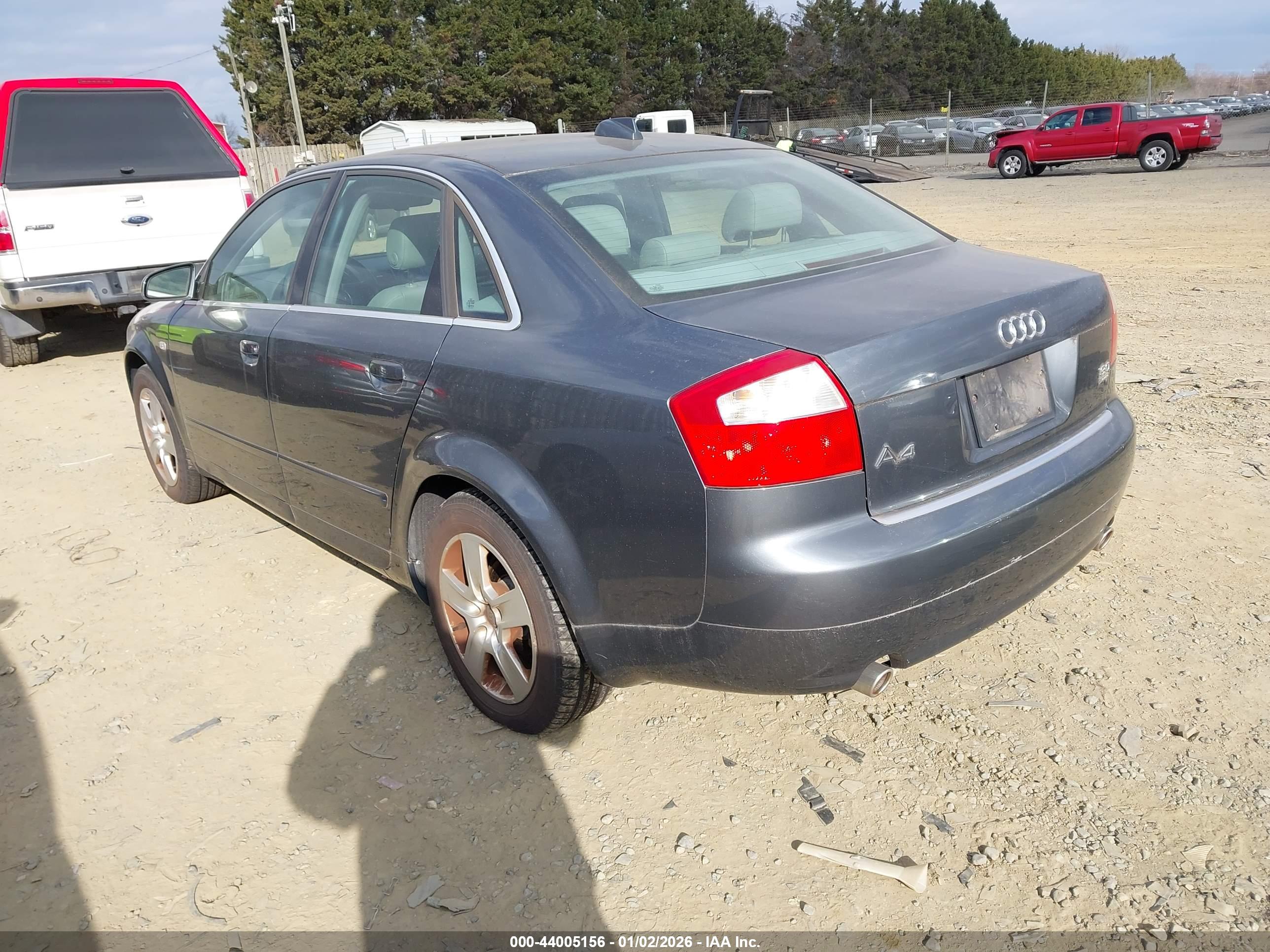 AUDI A4 image 3