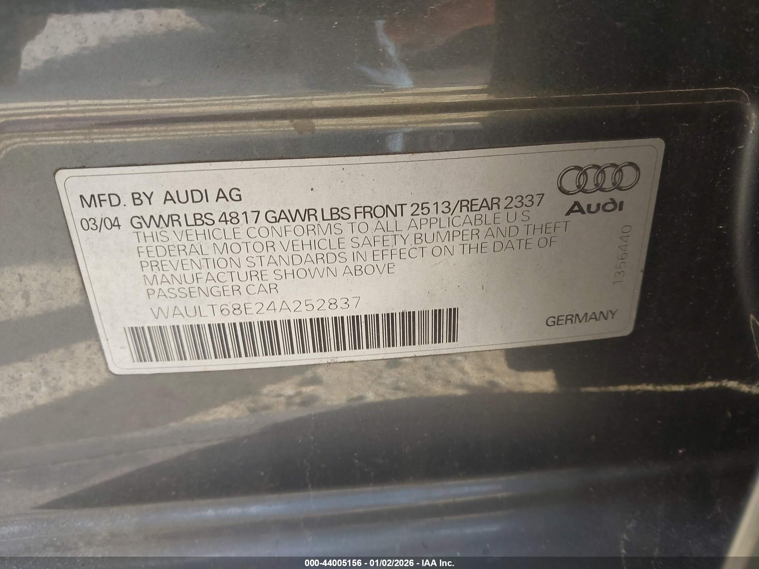 AUDI A4 image 9