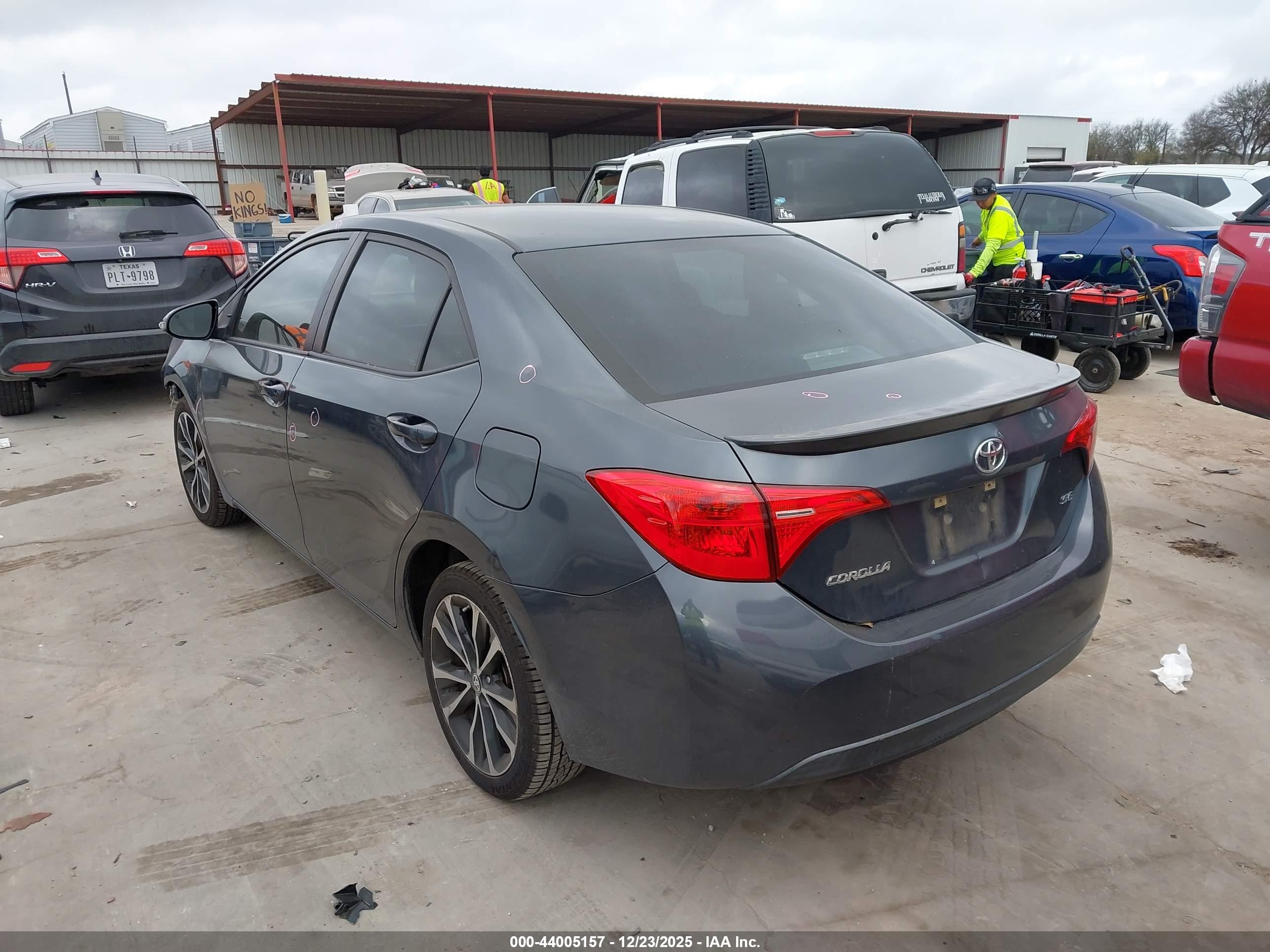 TOYOTA COROLLA image 3