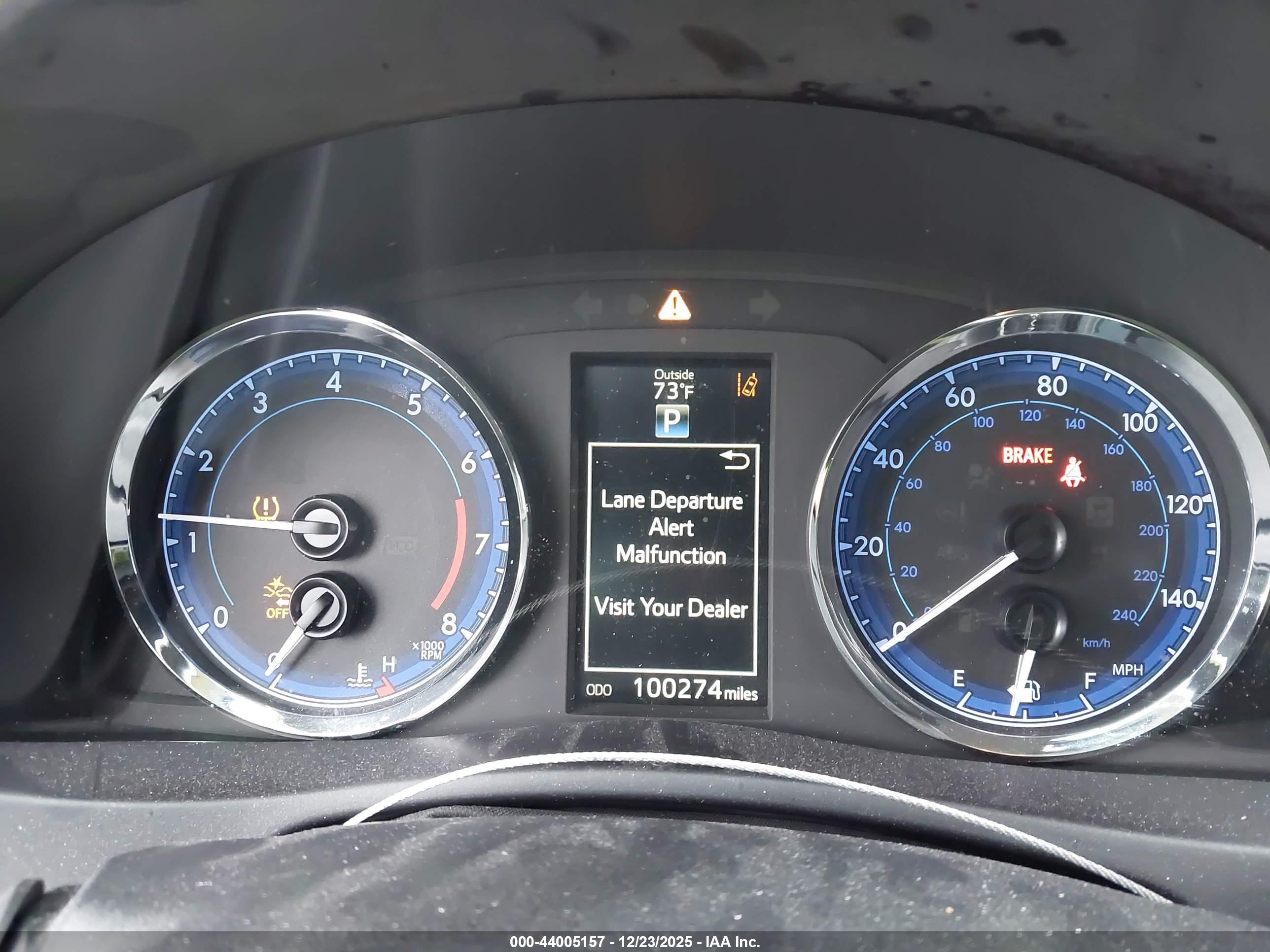 TOYOTA COROLLA image 7