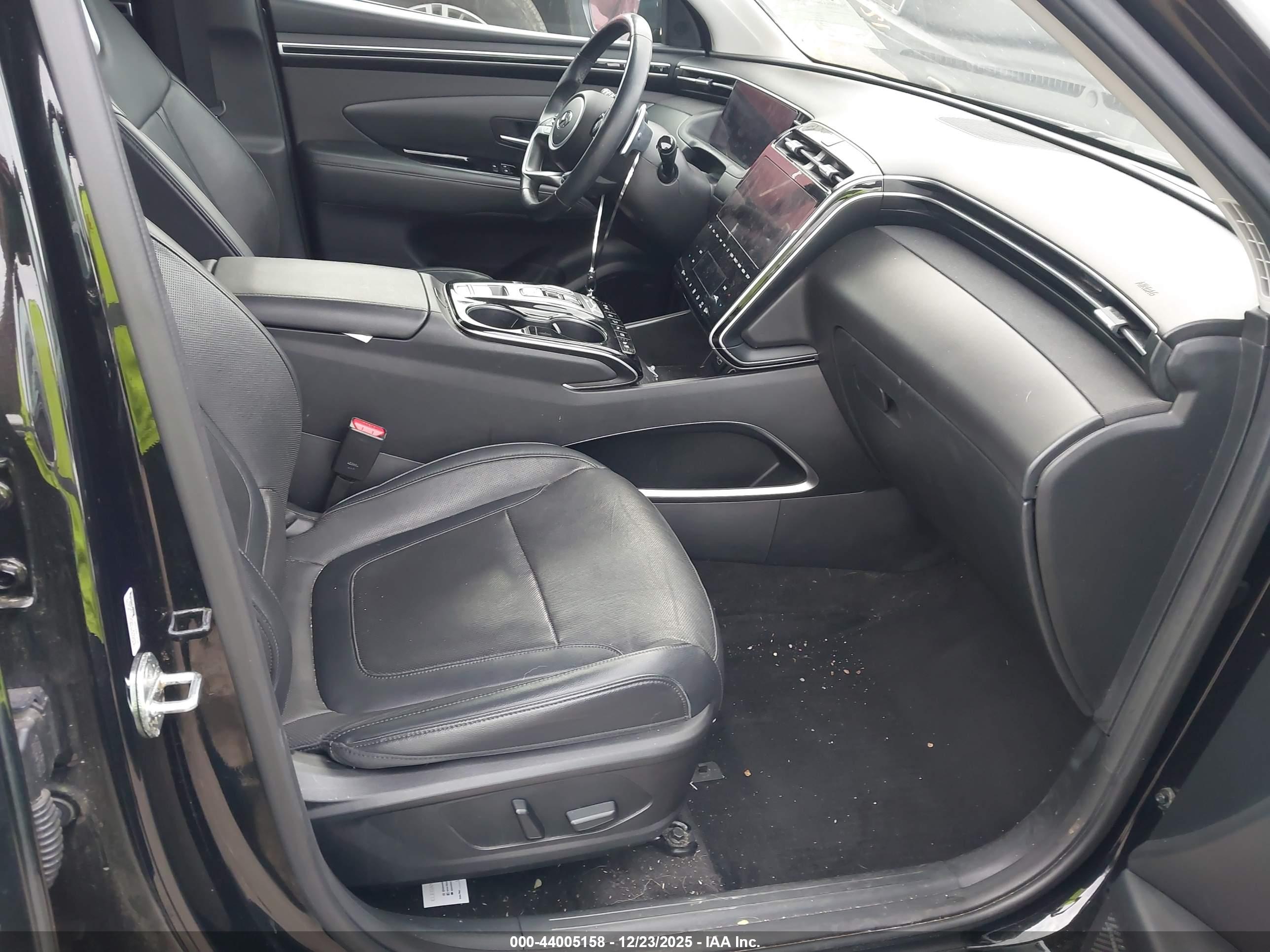 HYUNDAI TUCSON image 5