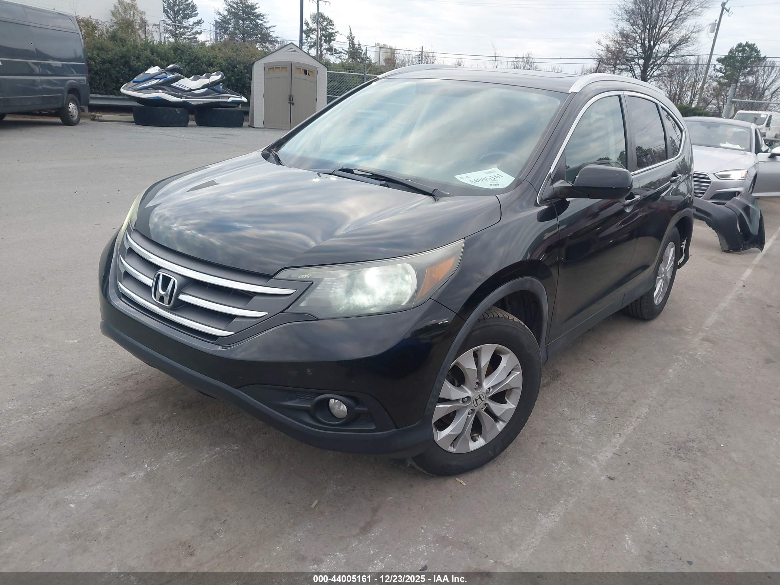 HONDA CR-V image 2