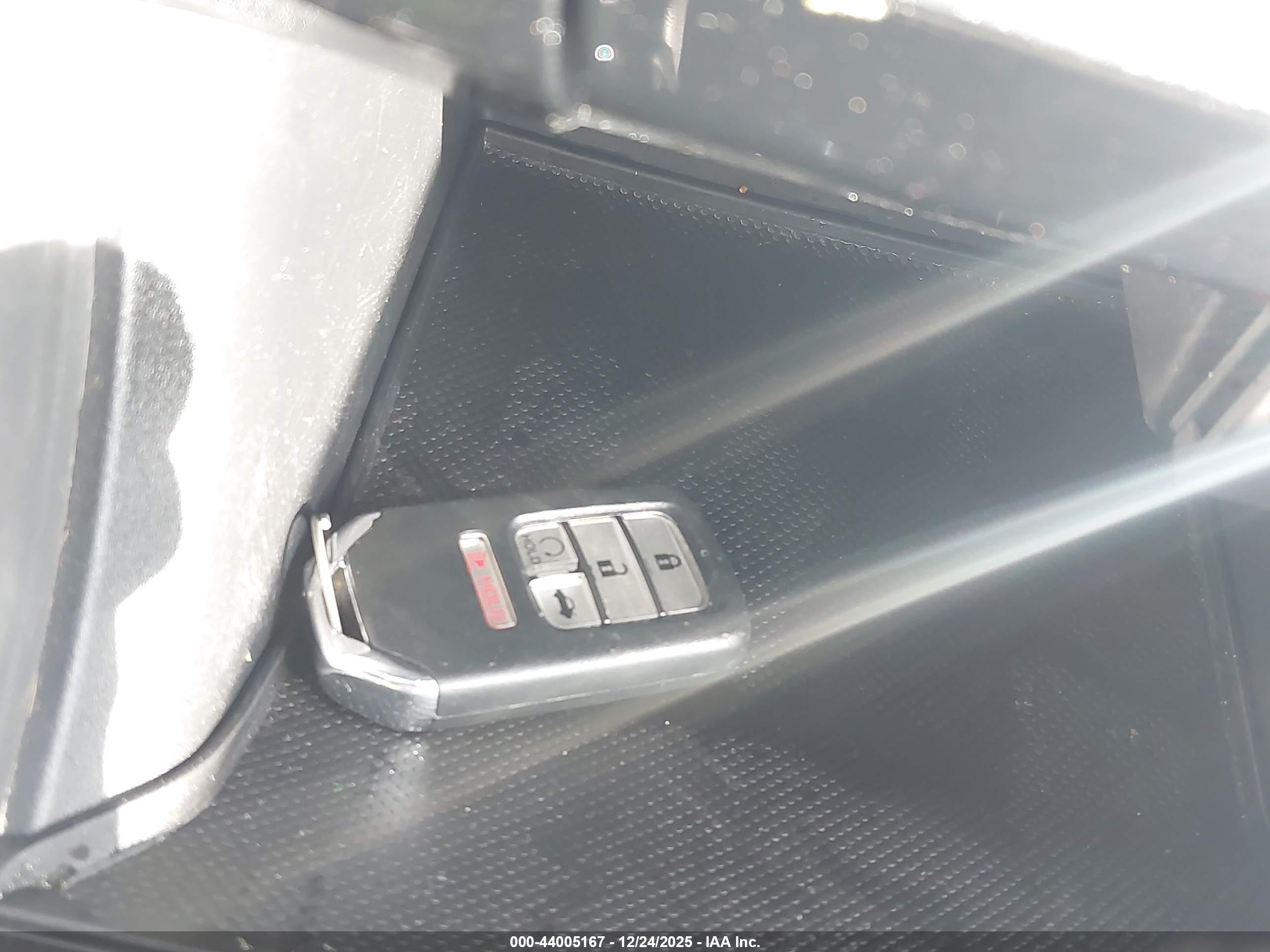 HONDA ACCORD image 11