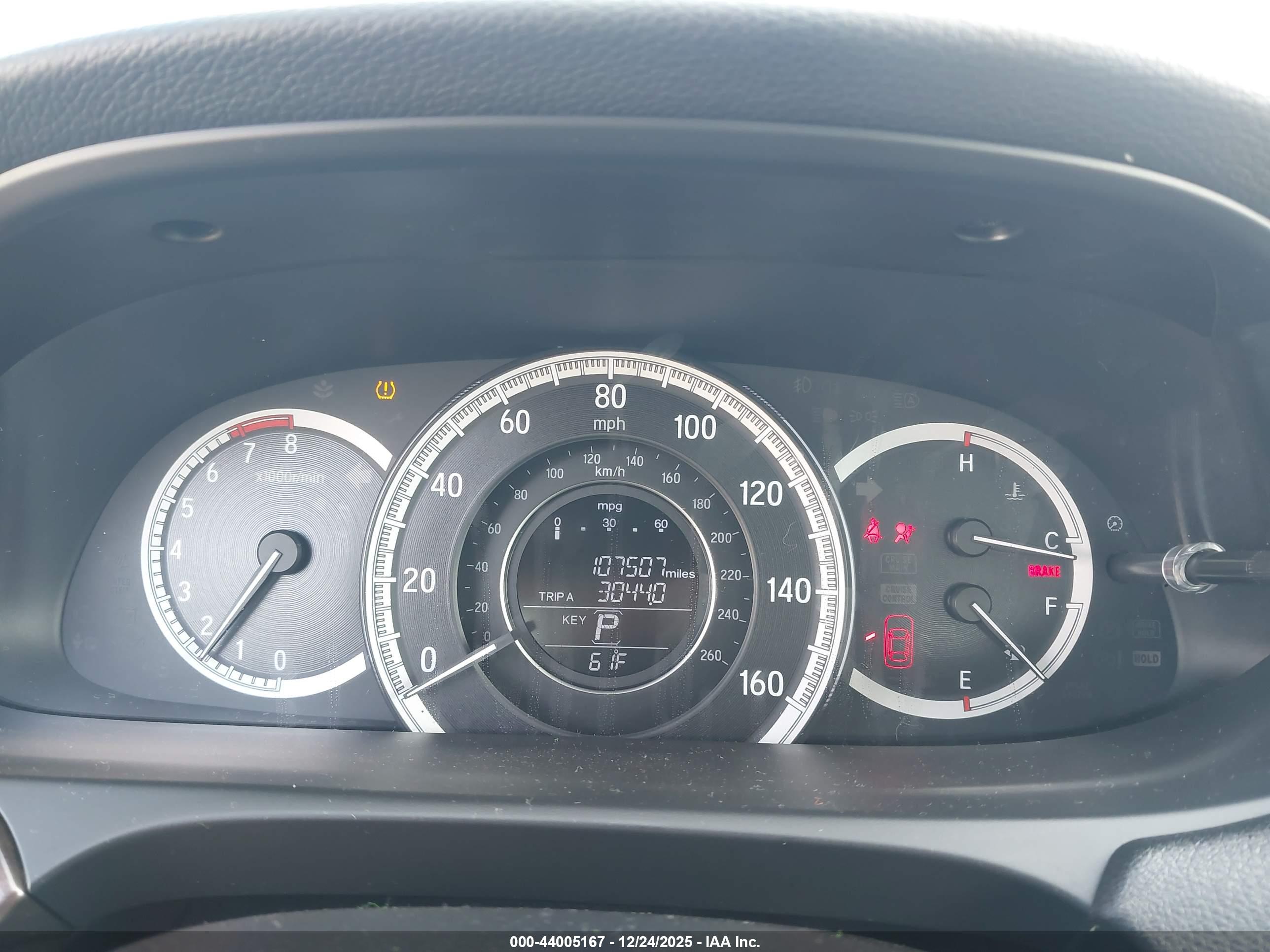 HONDA ACCORD image 7