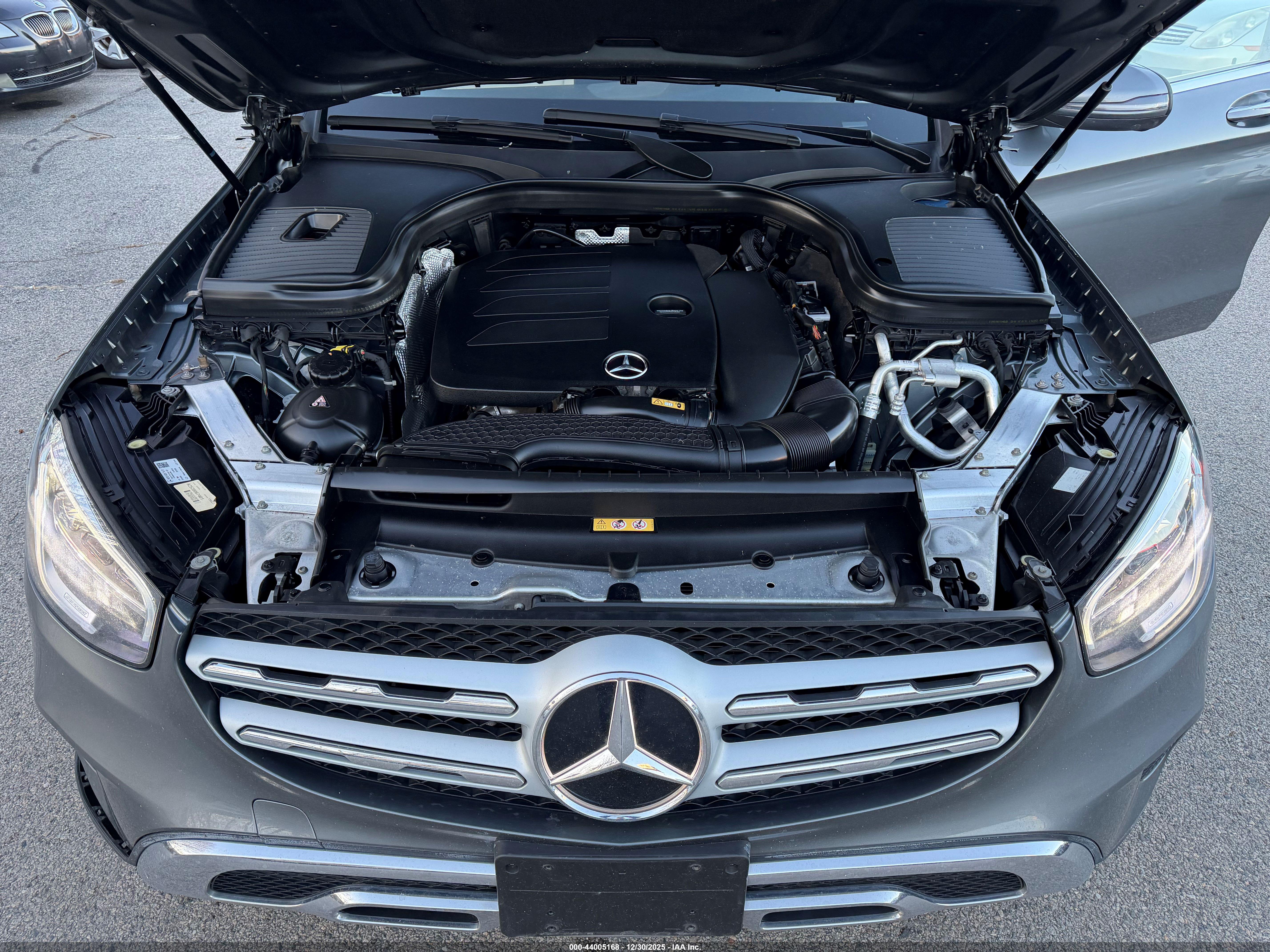 MERCEDES-BENZ GLC image 10