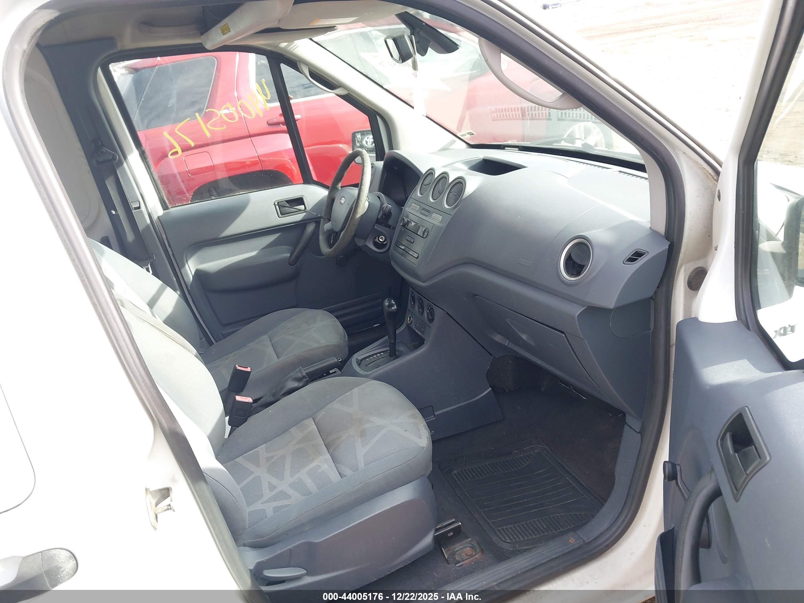 FORD TRANSIT image 5