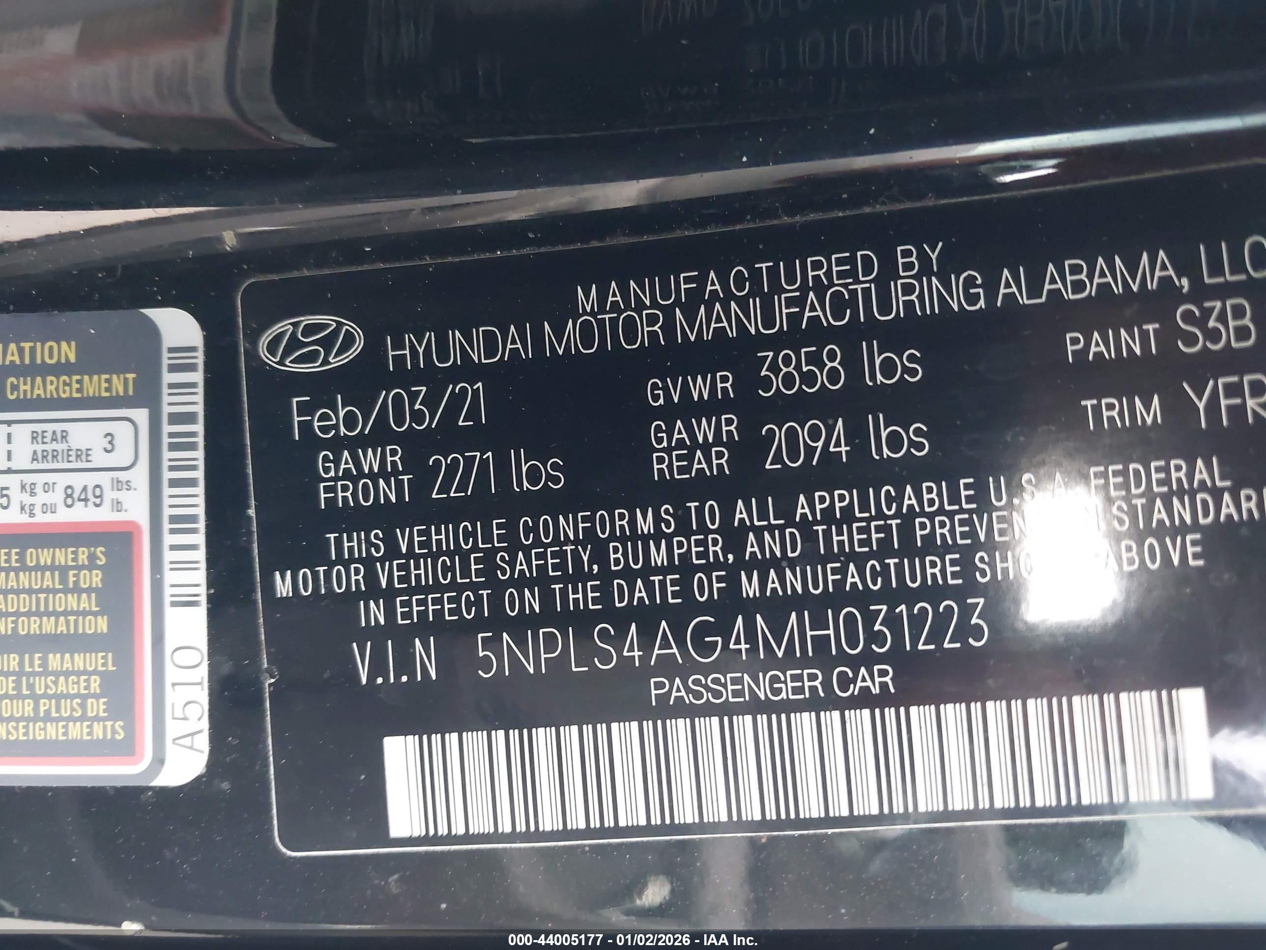 HYUNDAI ELANTRA image 9