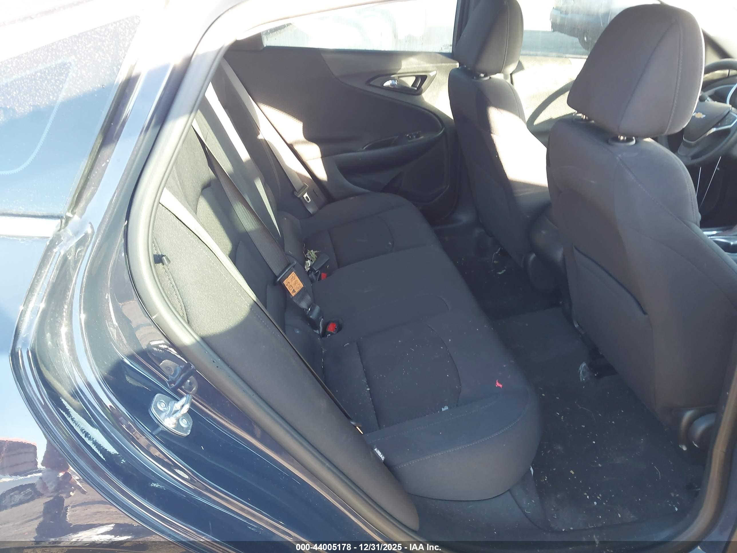 CHEVROLET MALIBU image 8
