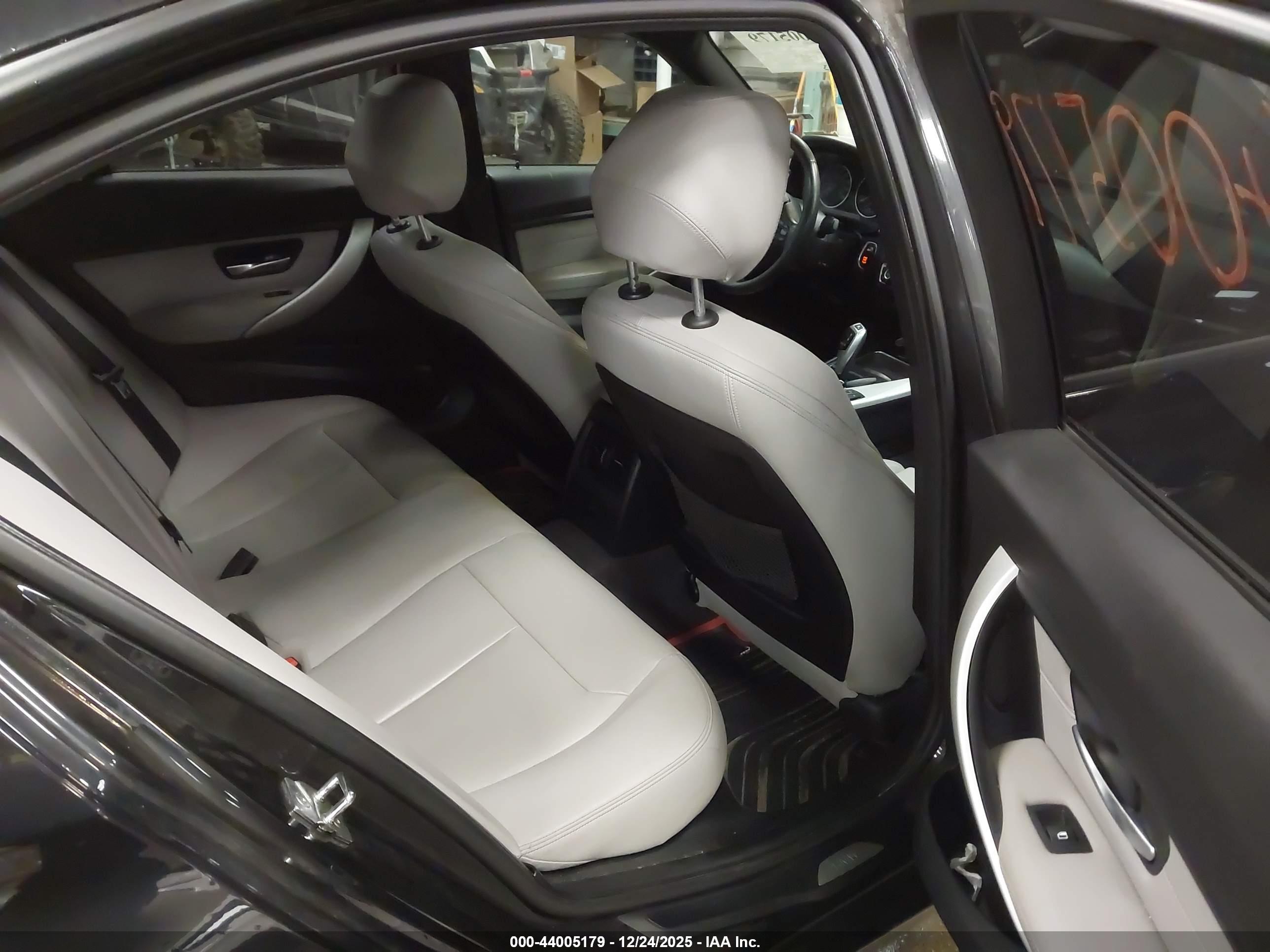 BMW 328I image 8