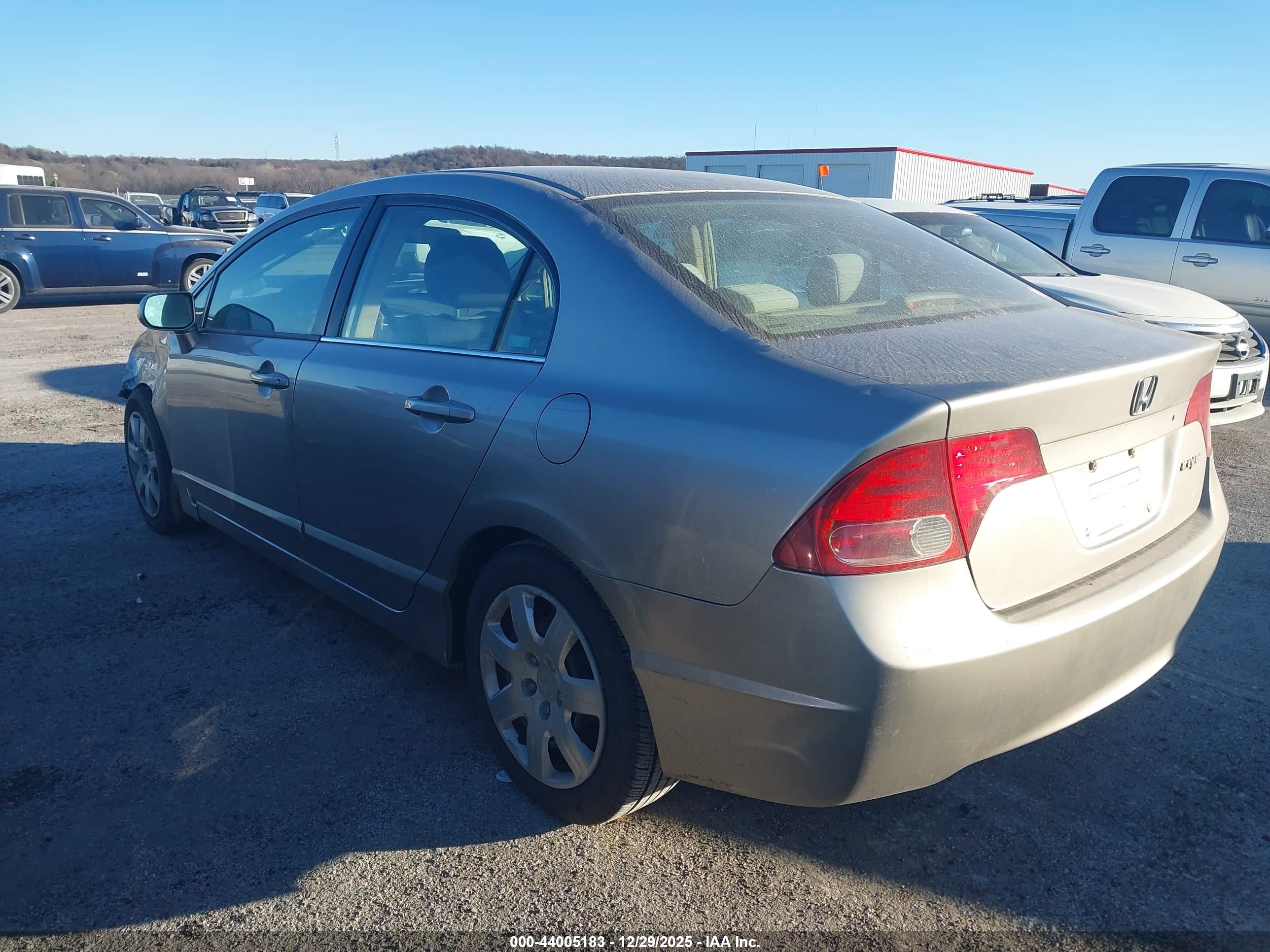 HONDA CIVIC image 3