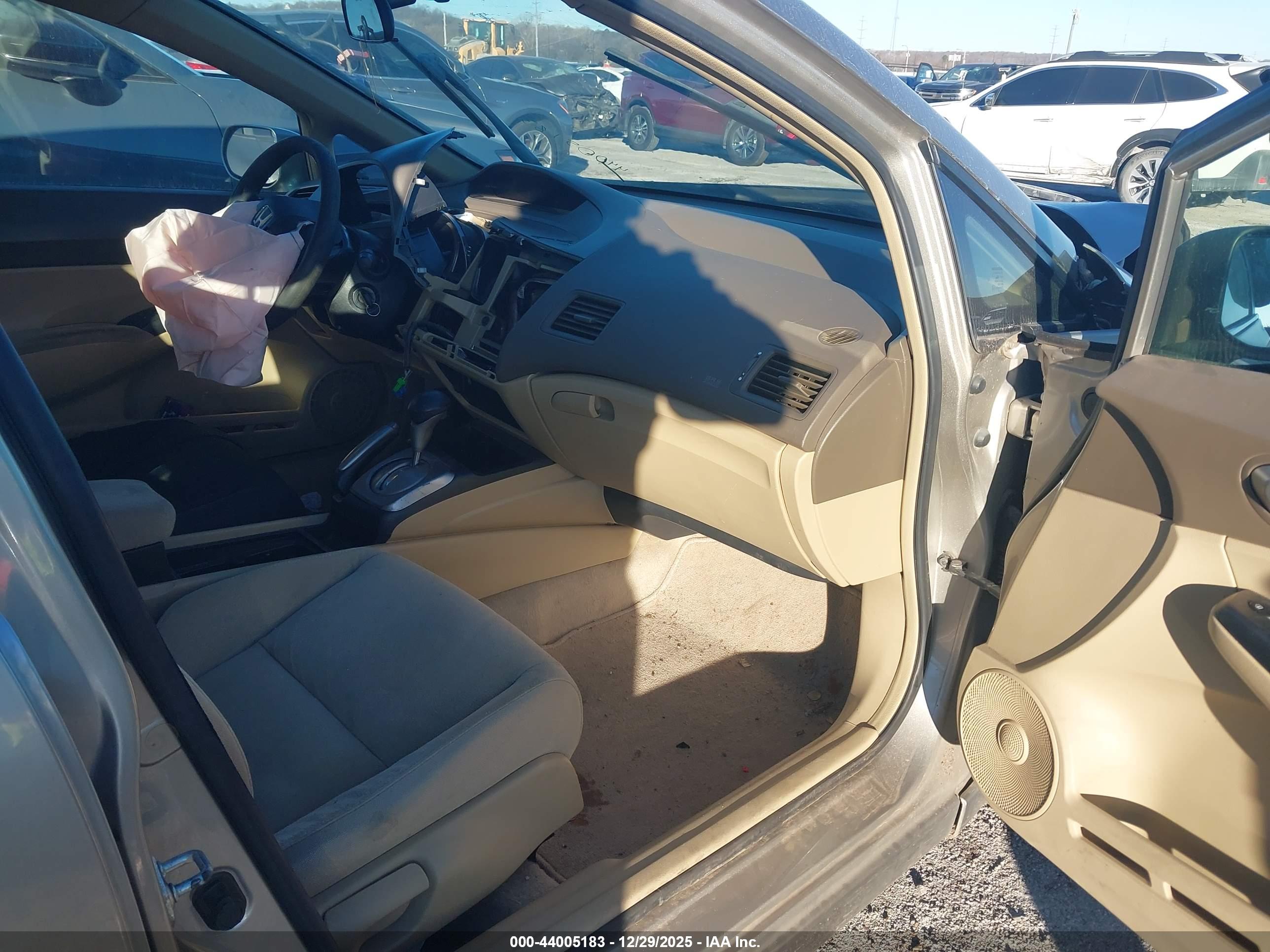 HONDA CIVIC image 5