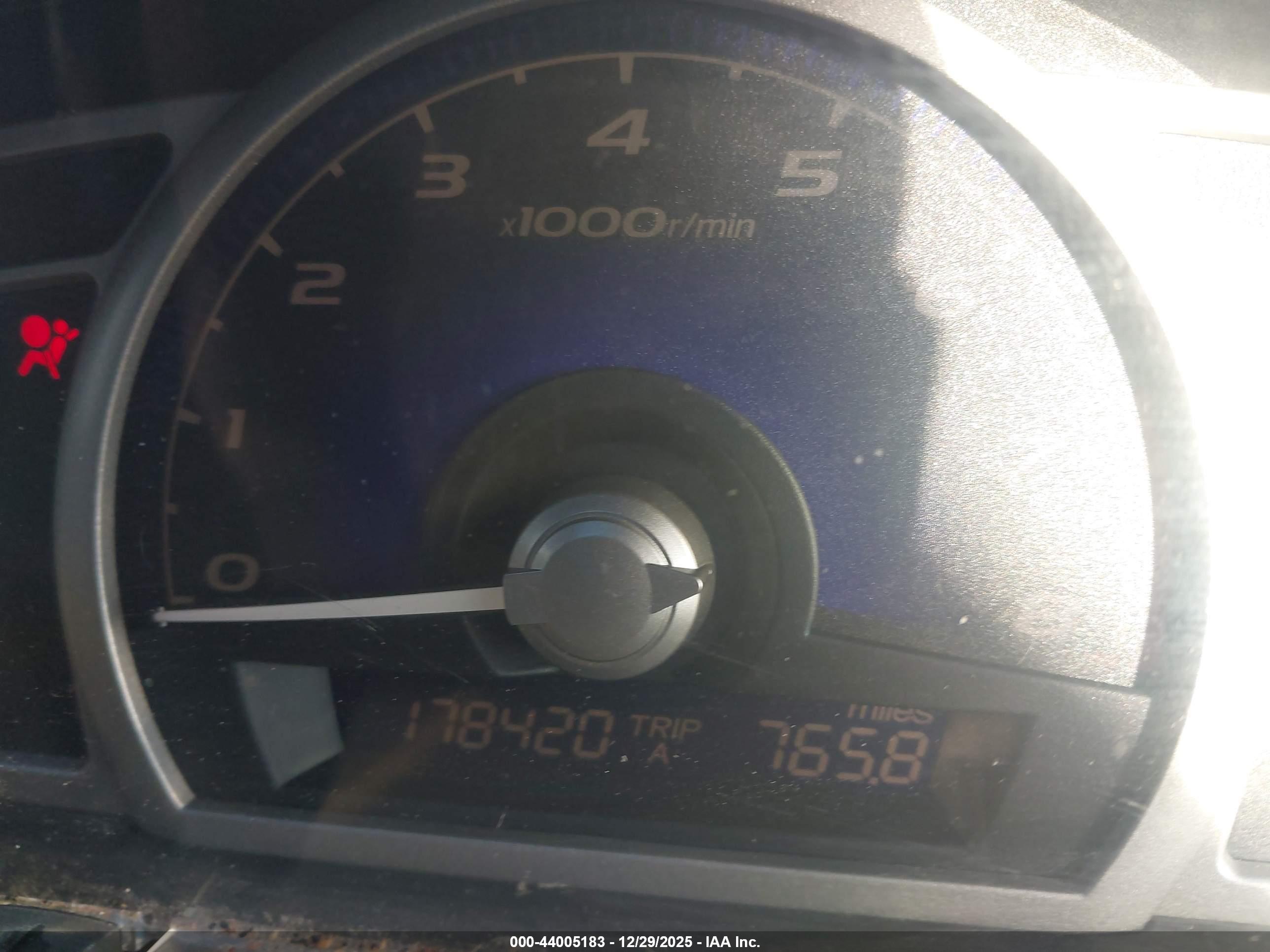 HONDA CIVIC image 7