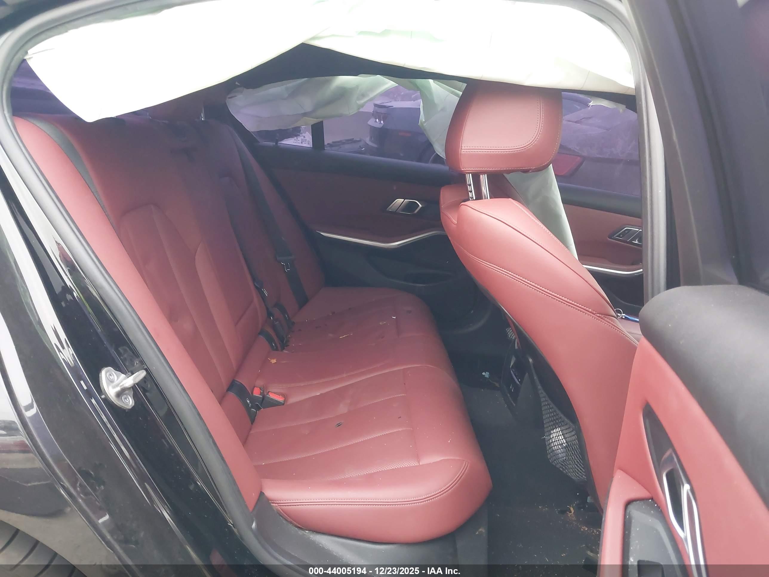 BMW 330I image 8