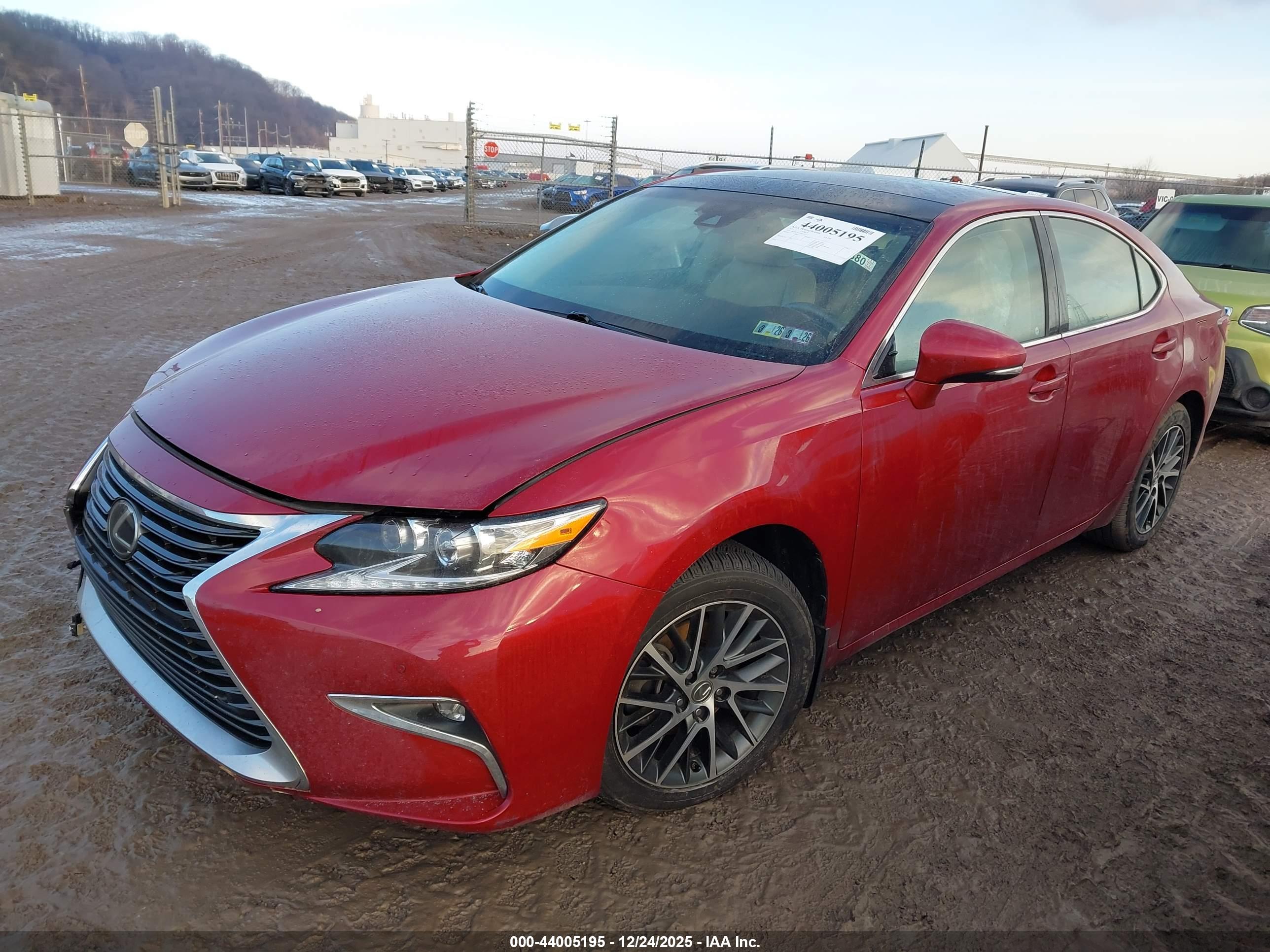 LEXUS ES image 2