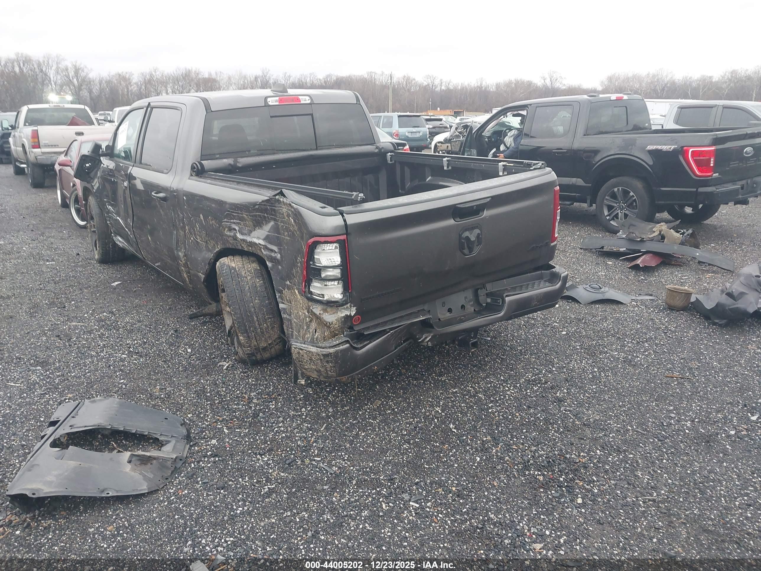 RAM 1500 image 3