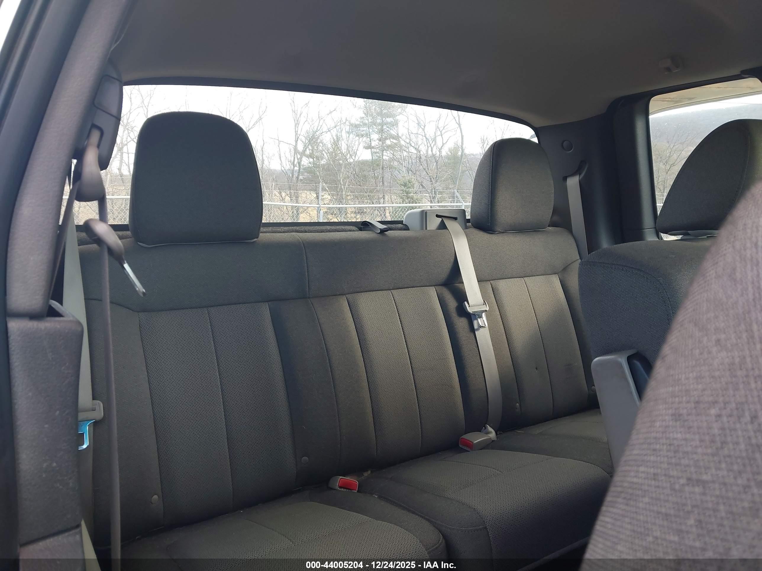 FORD F-150 image 8