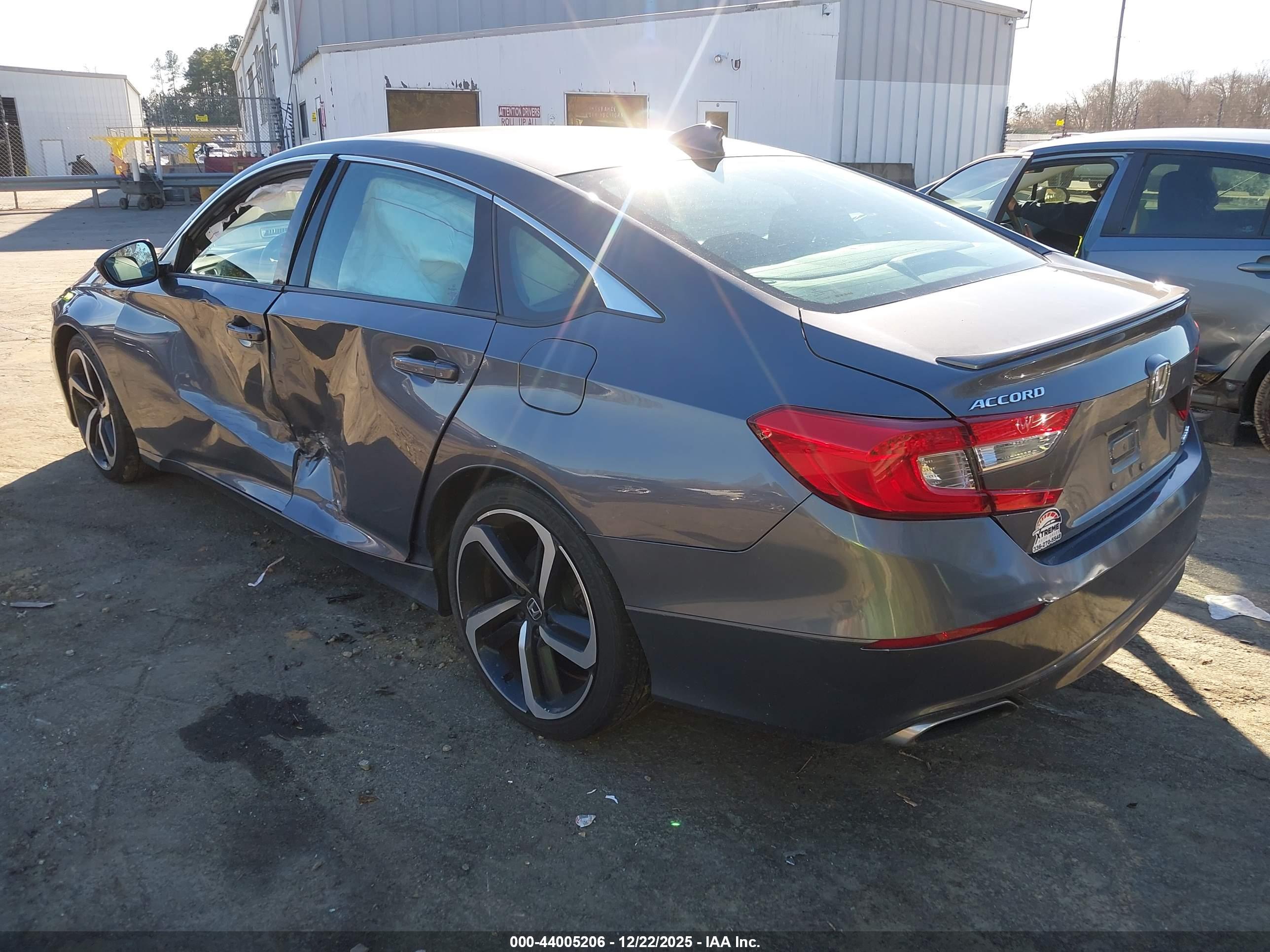 HONDA ACCORD image 3