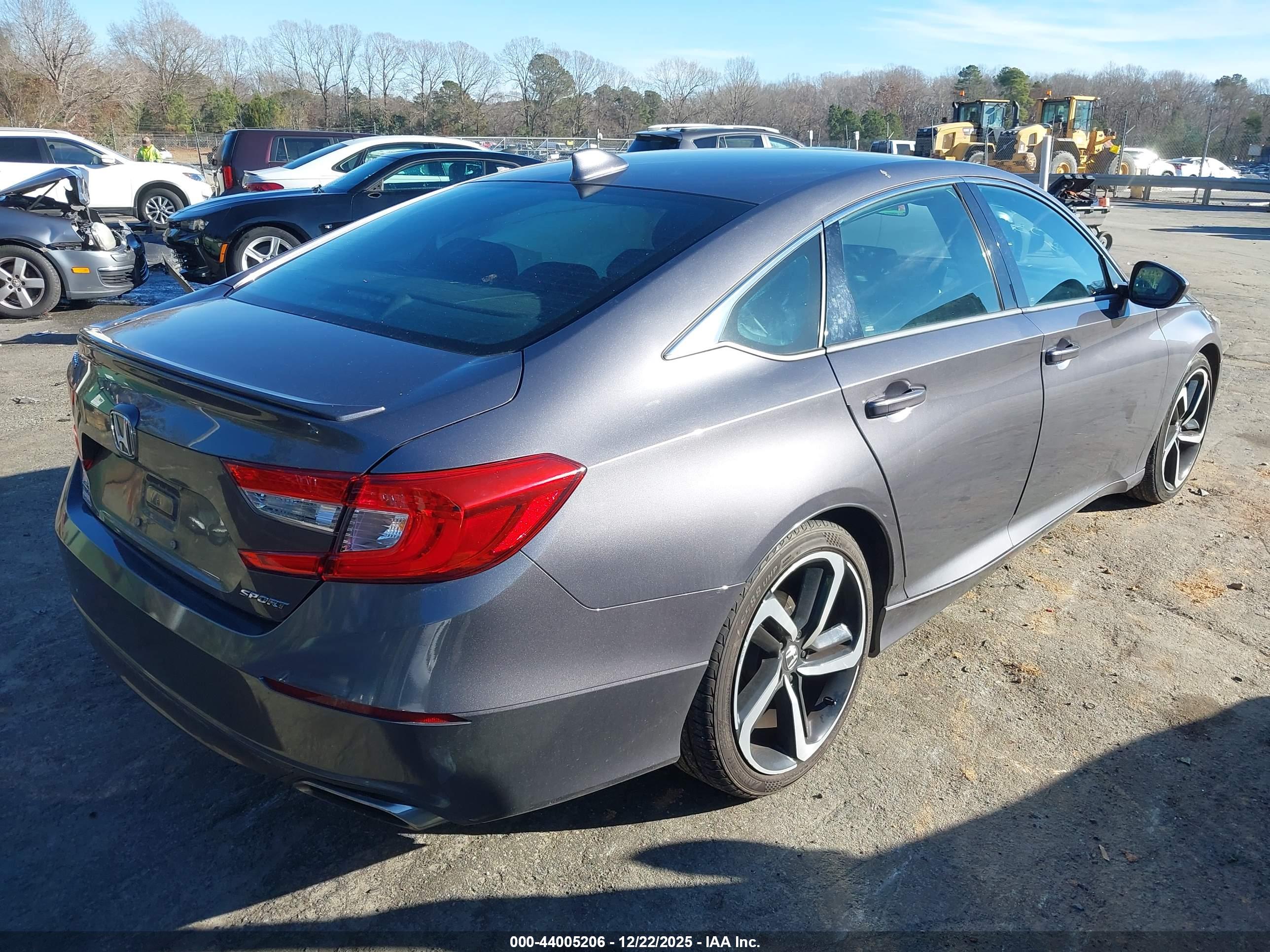 HONDA ACCORD image 4
