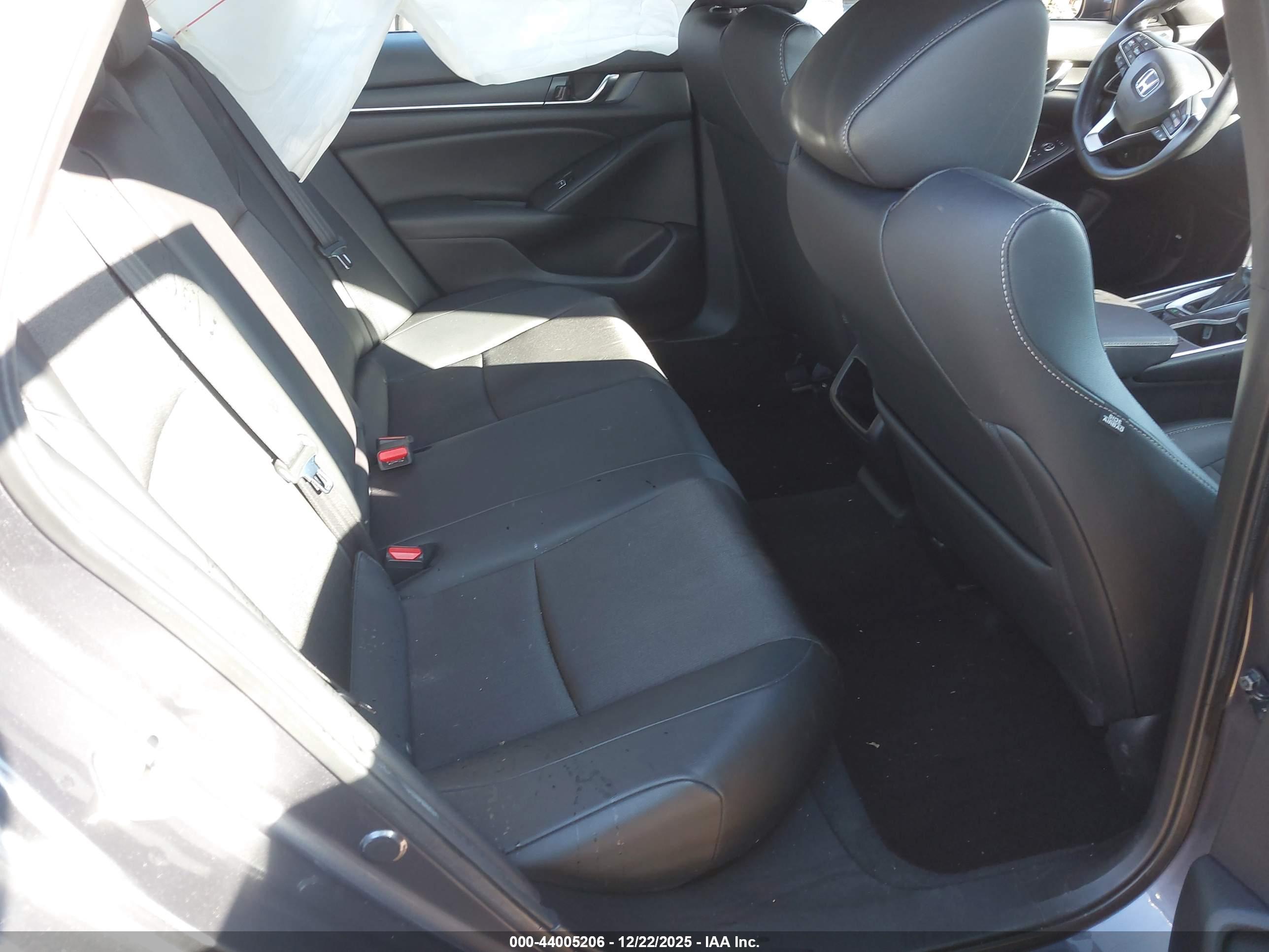 HONDA ACCORD image 8