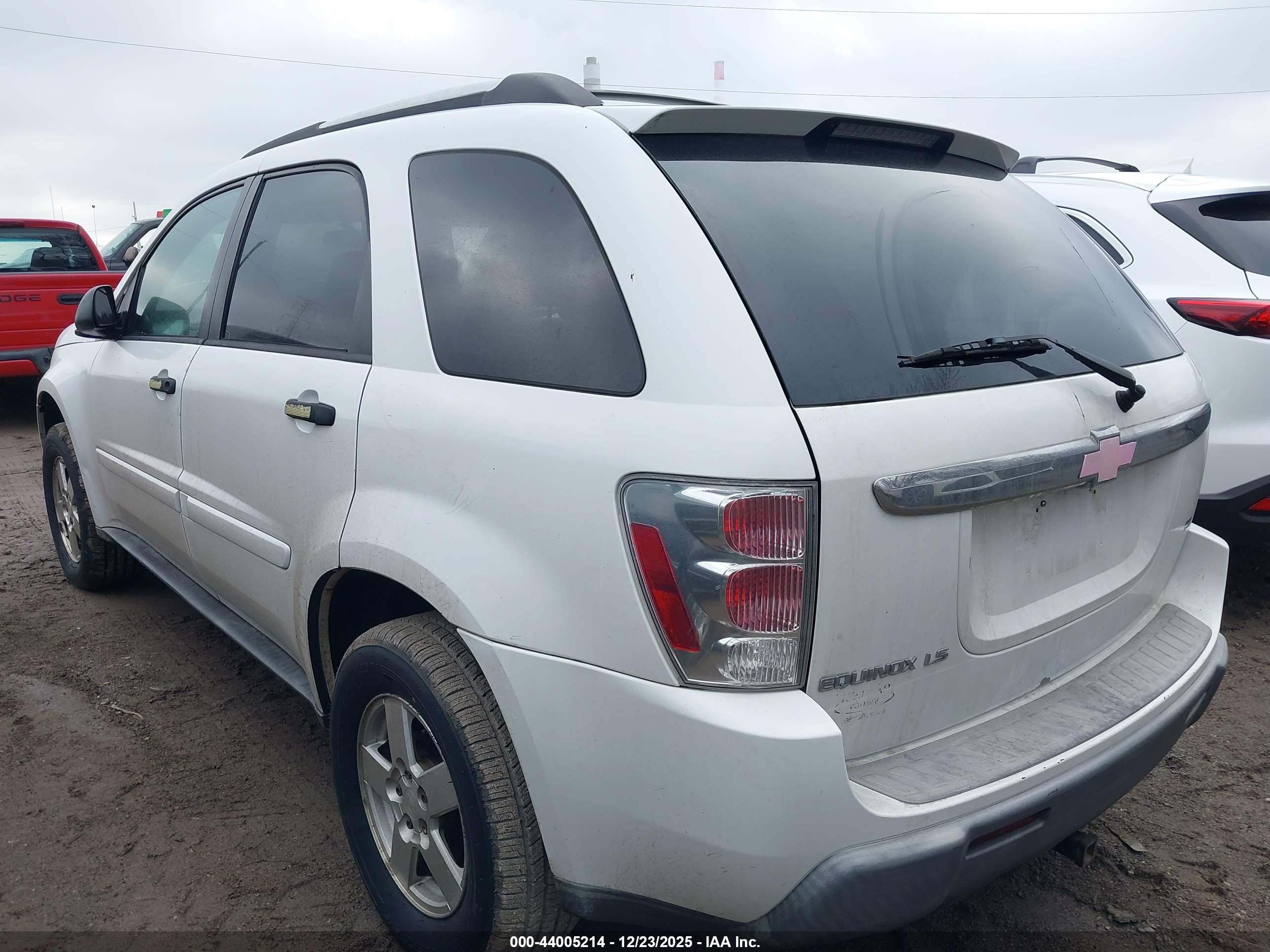 CHEVROLET EQUINOX image 3