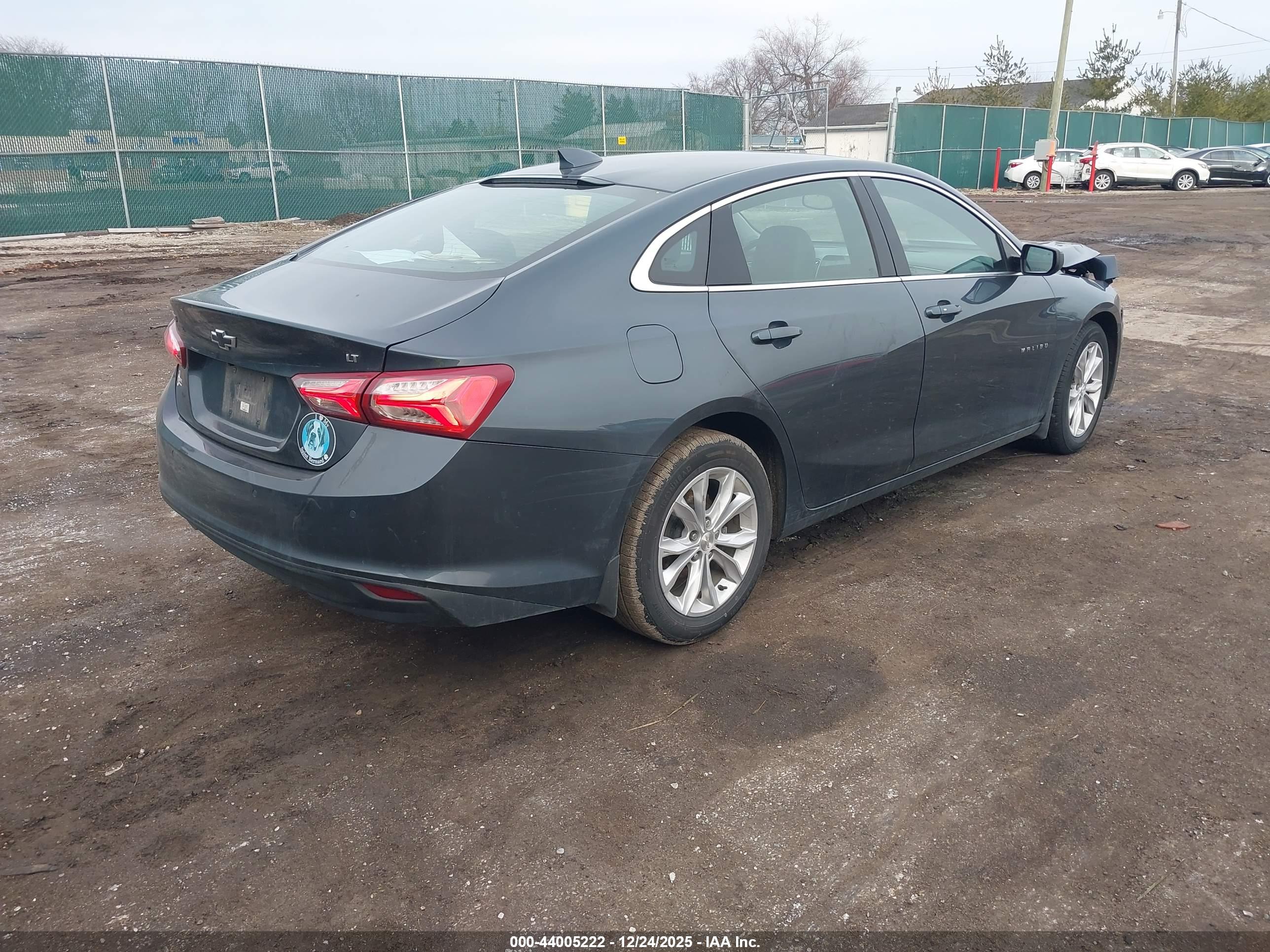 CHEVROLET MALIBU image 4