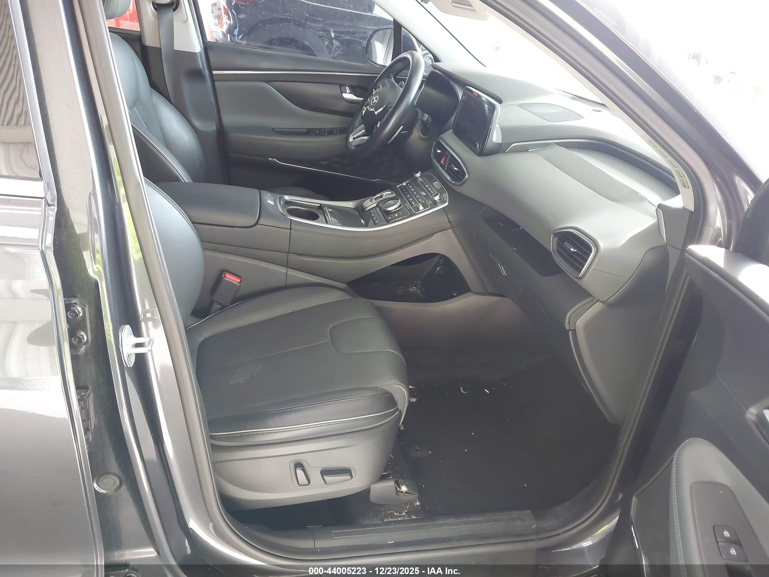 HYUNDAI SANTA image 5