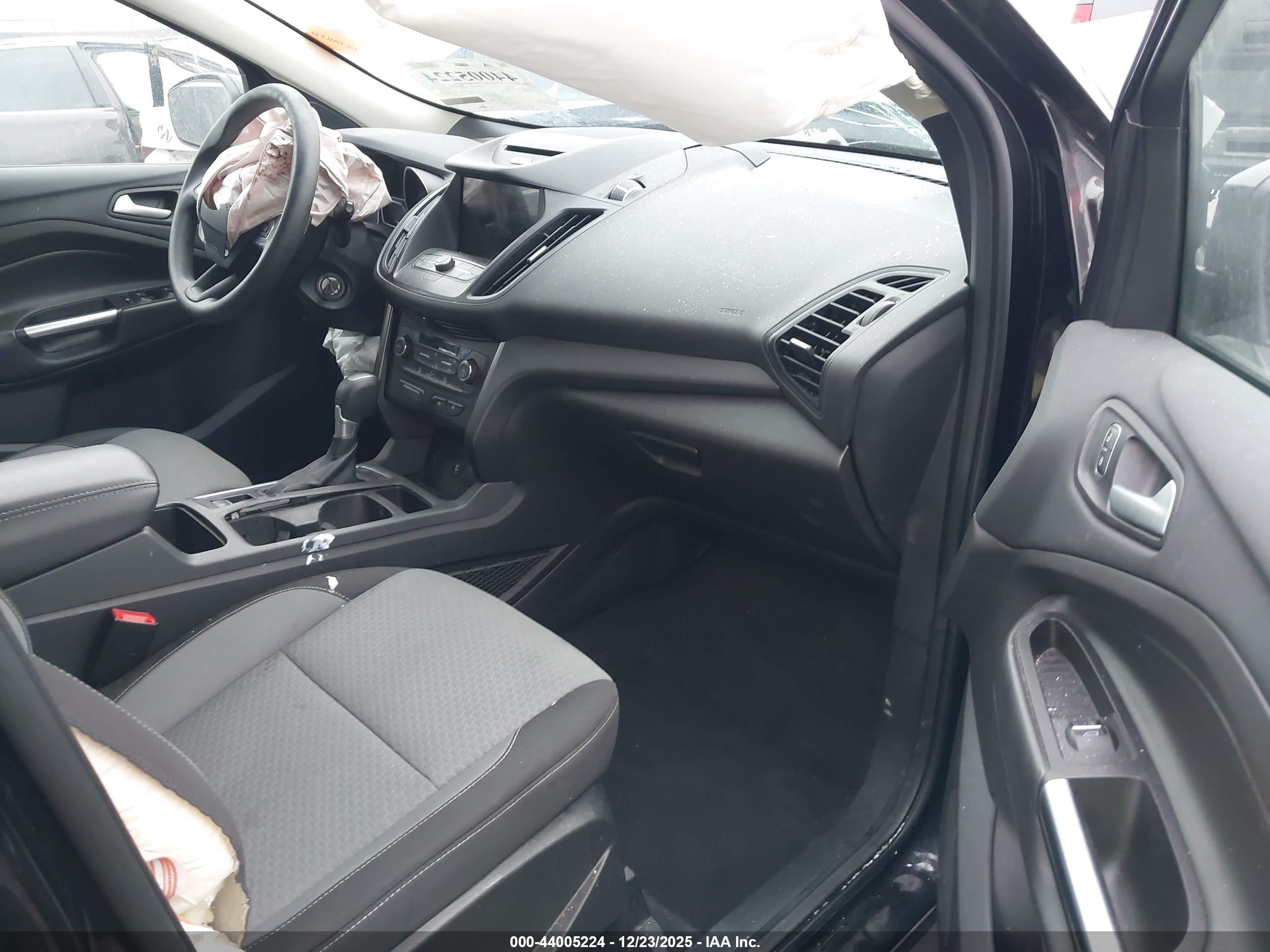 FORD ESCAPE image 5