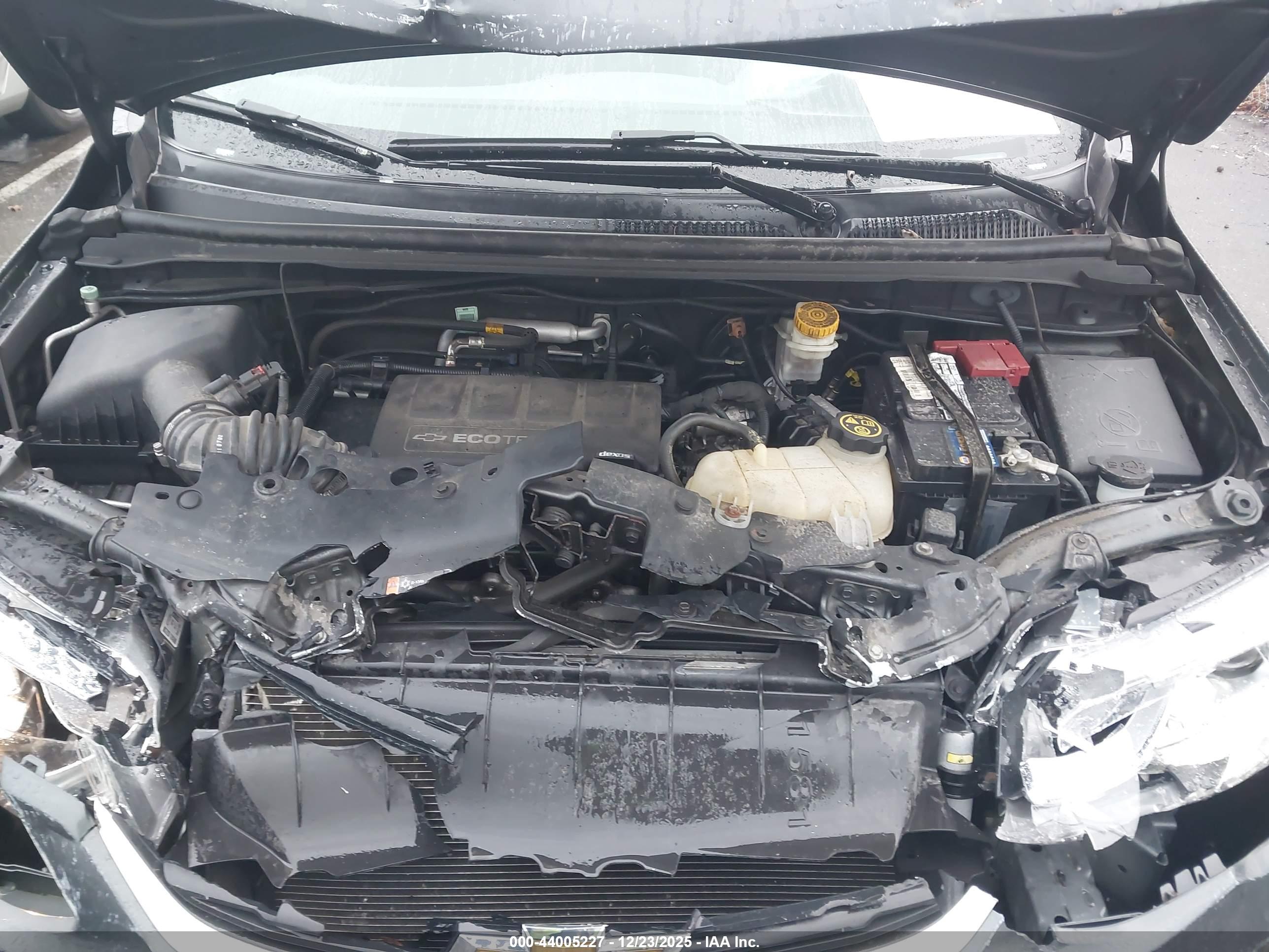 CHEVROLET SONIC image 10
