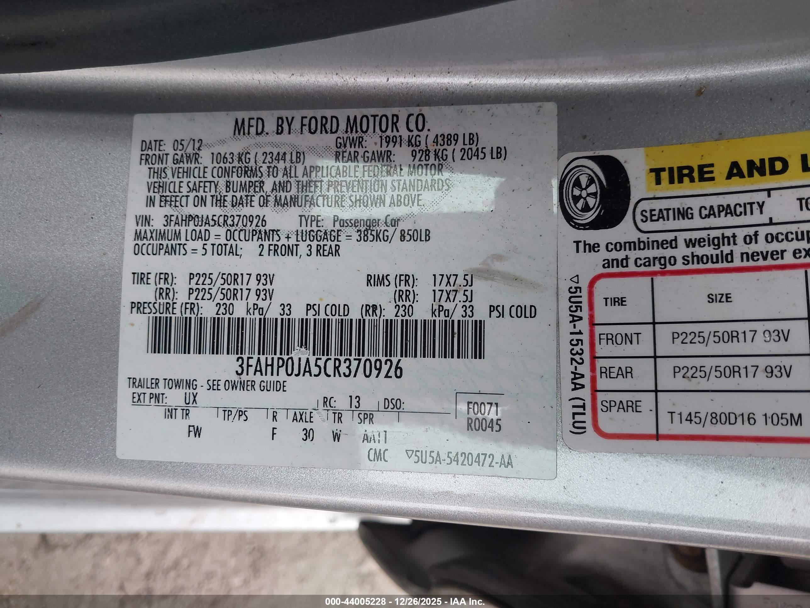 FORD FUSION image 9