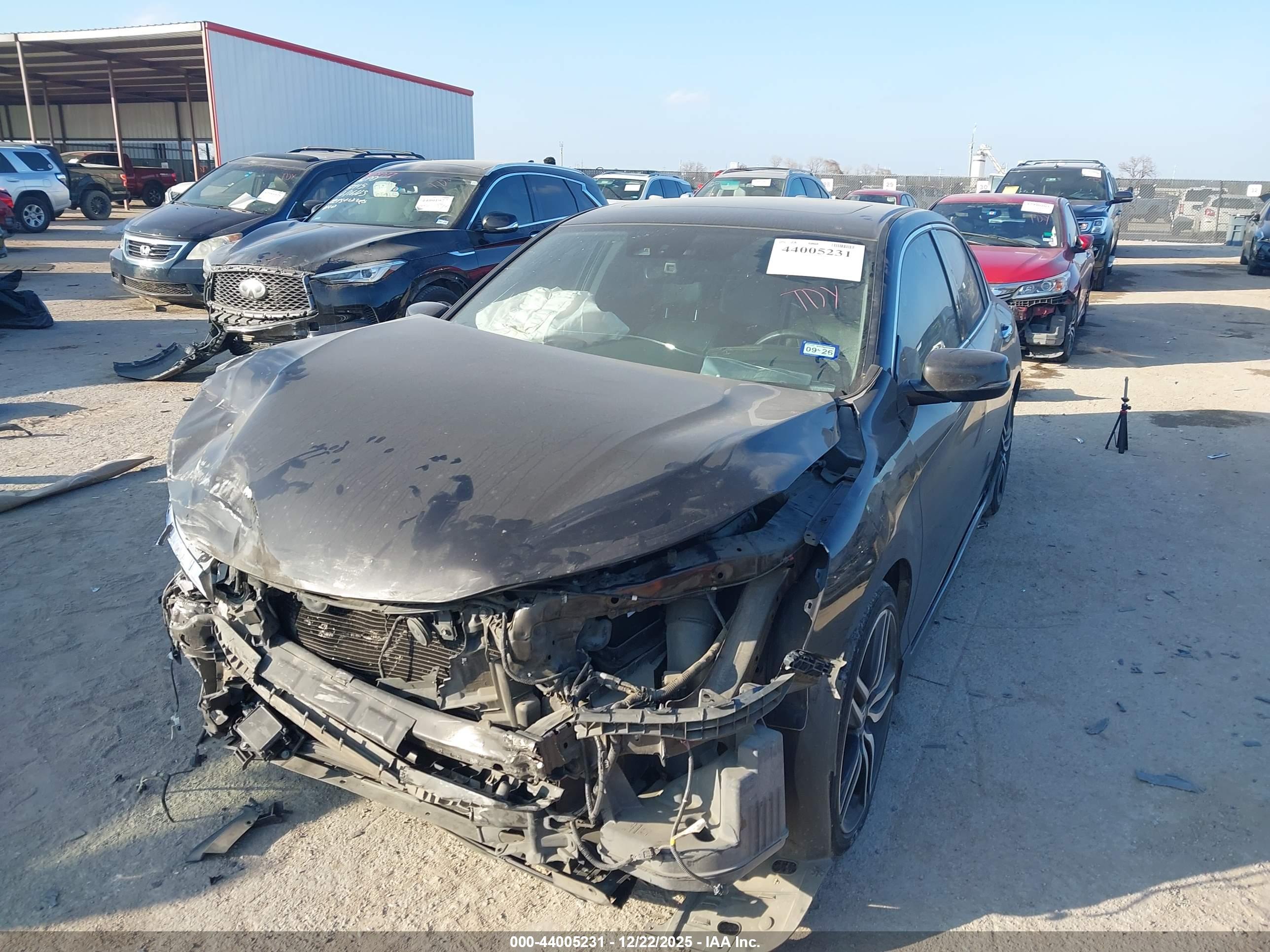 HONDA ACCORD image 2