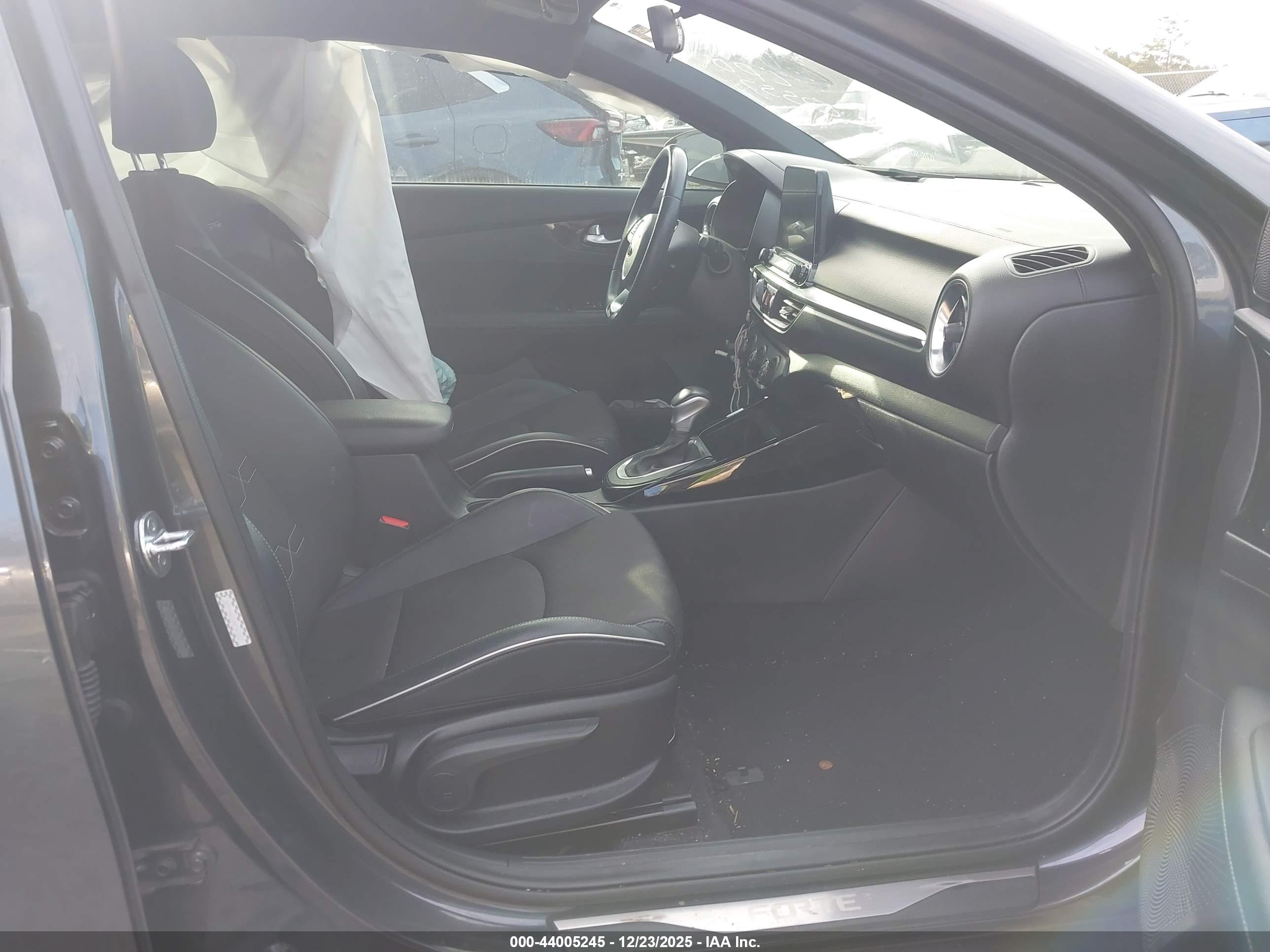 KIA FORTE image 5