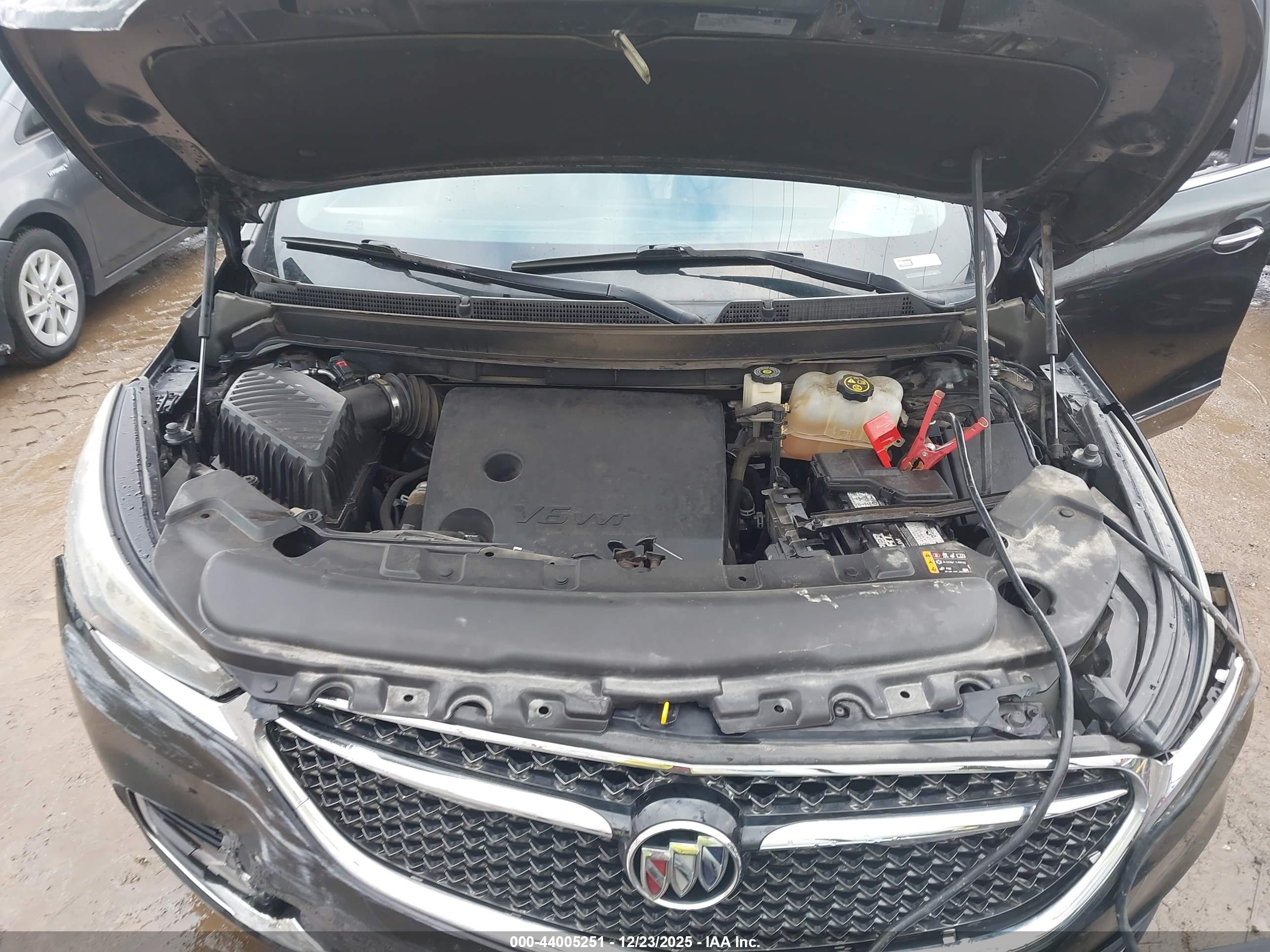 BUICK ENCLAVE image 10