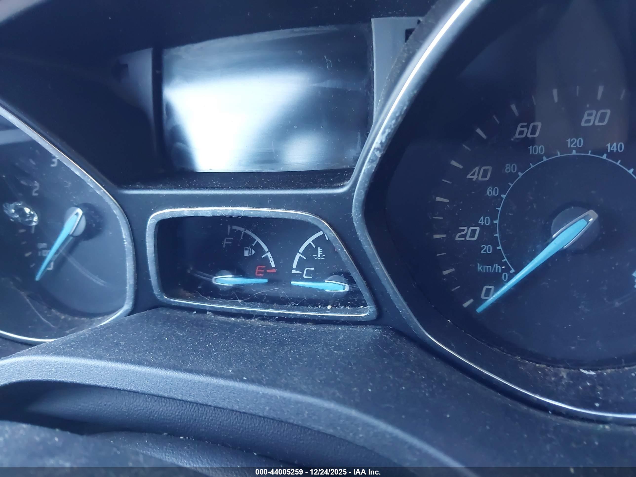 FORD ESCAPE image 7