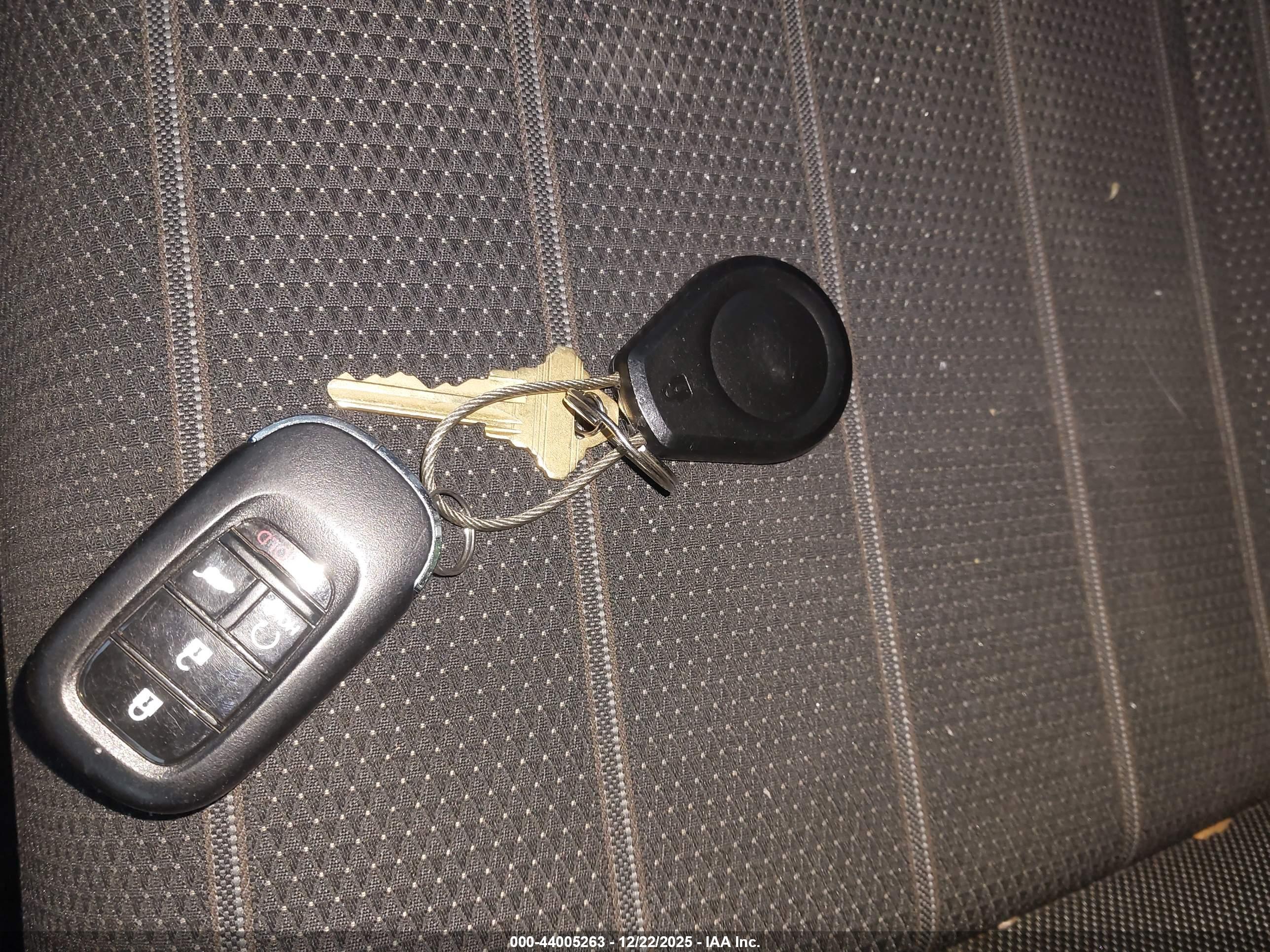 HONDA CR-V image 11