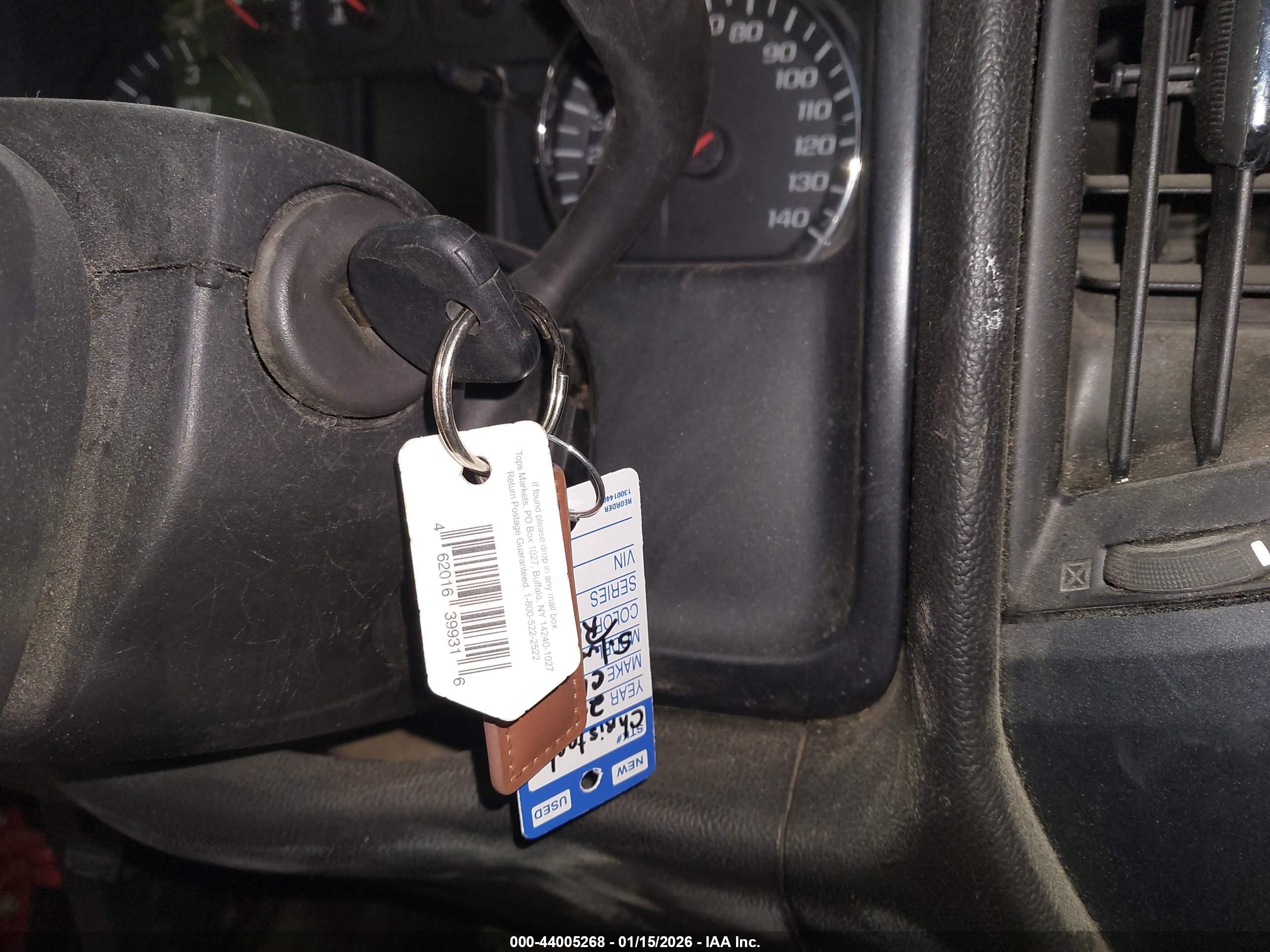 CHEVROLET SILVERADO image 11