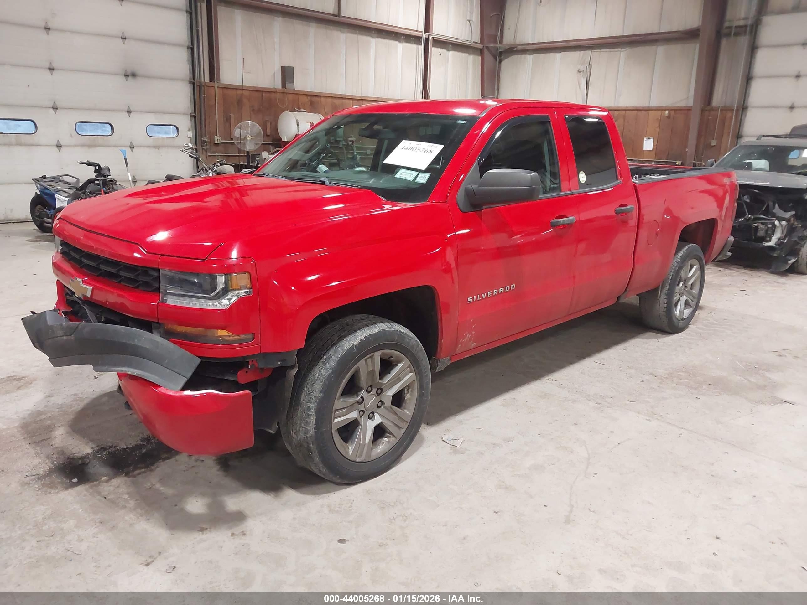 CHEVROLET SILVERADO image 2