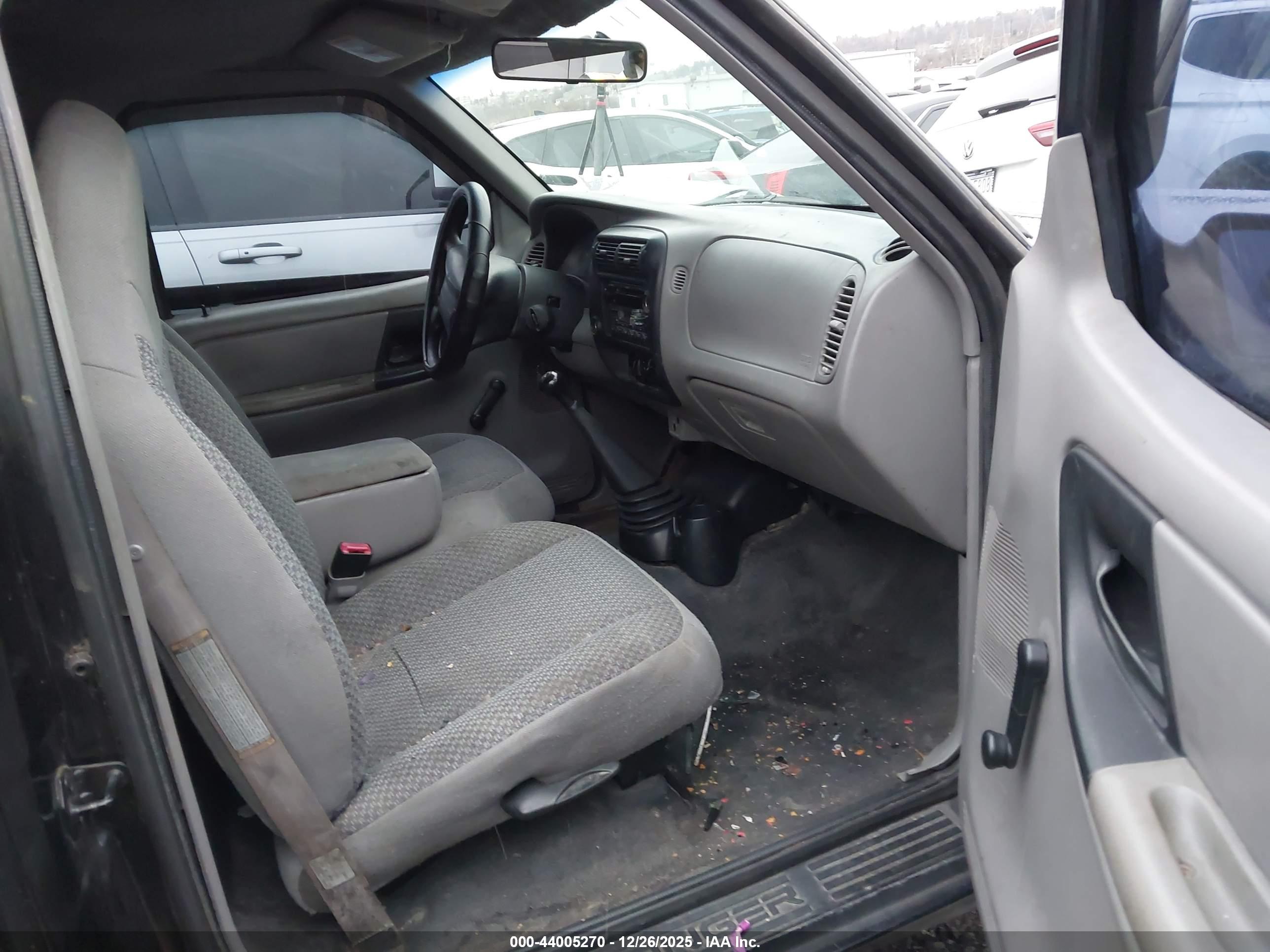 FORD RANGER image 5