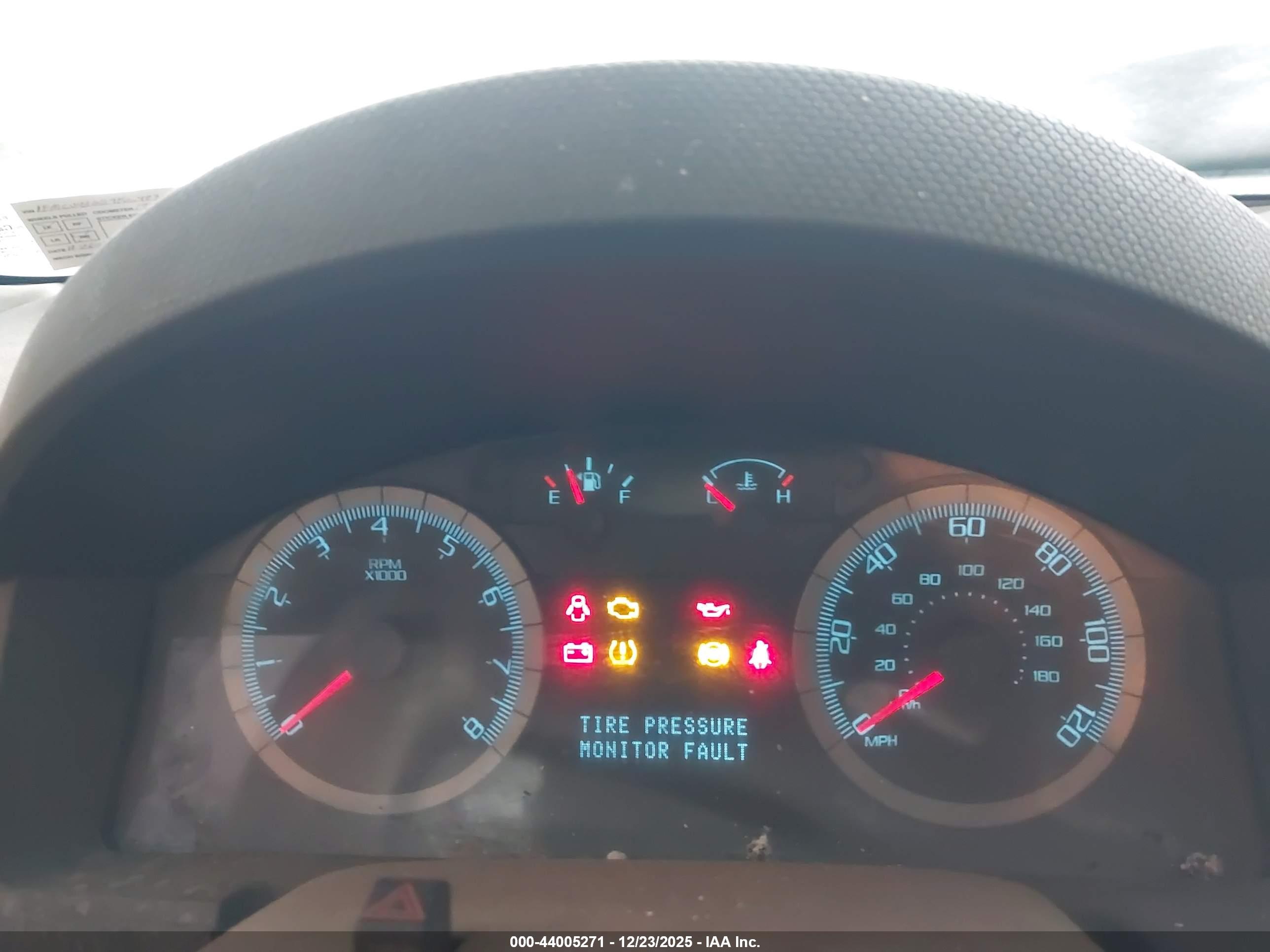 FORD ESCAPE image 7