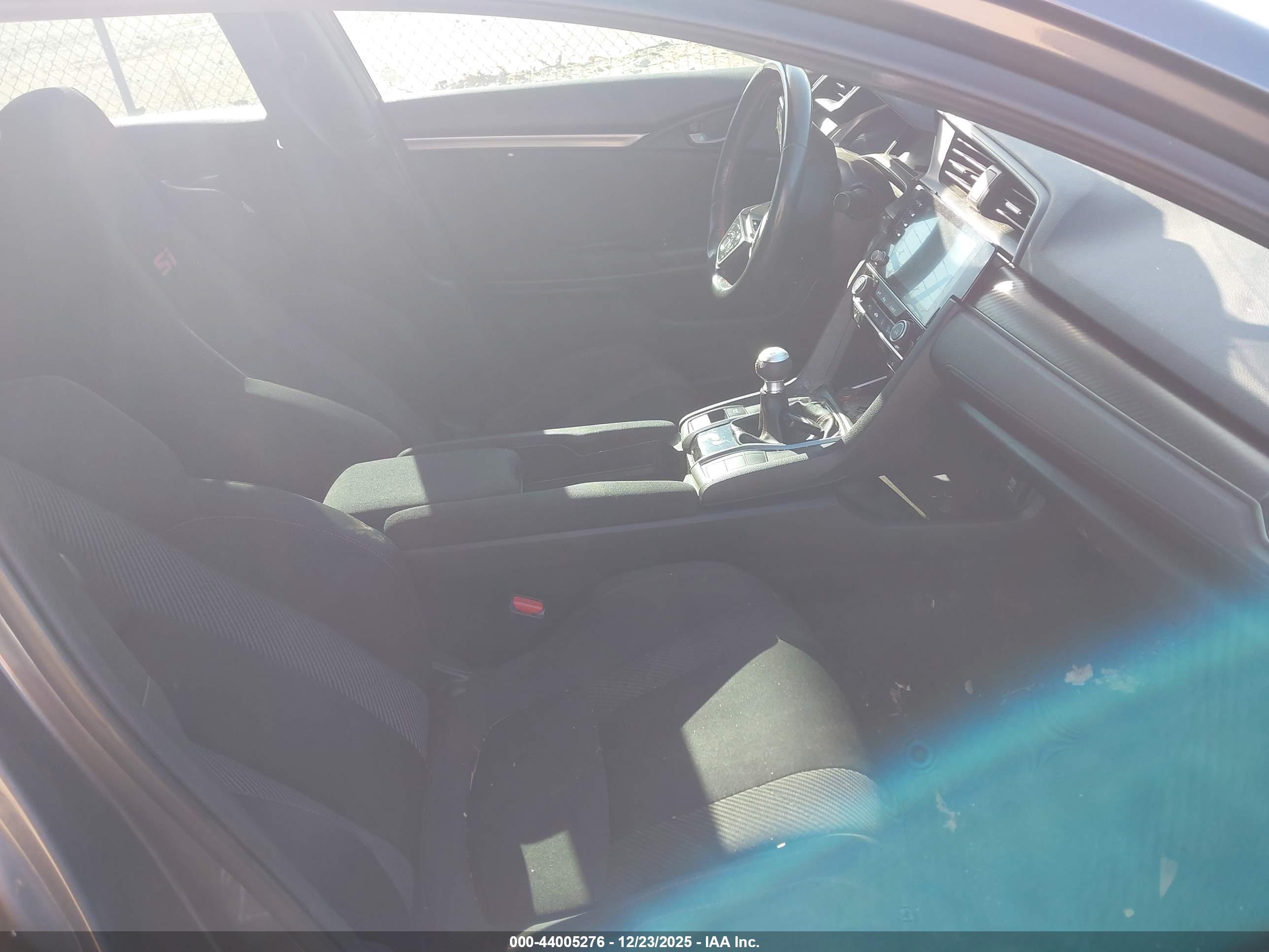 HONDA CIVIC image 5