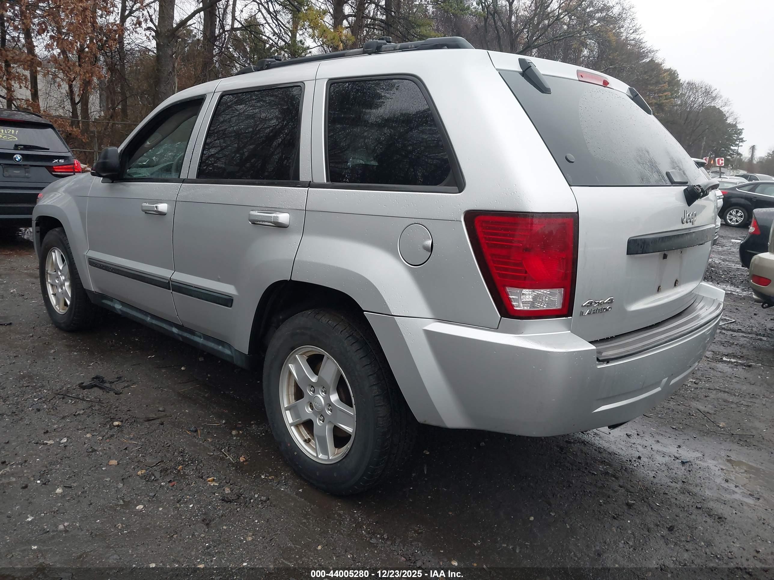 JEEP GRAND image 3