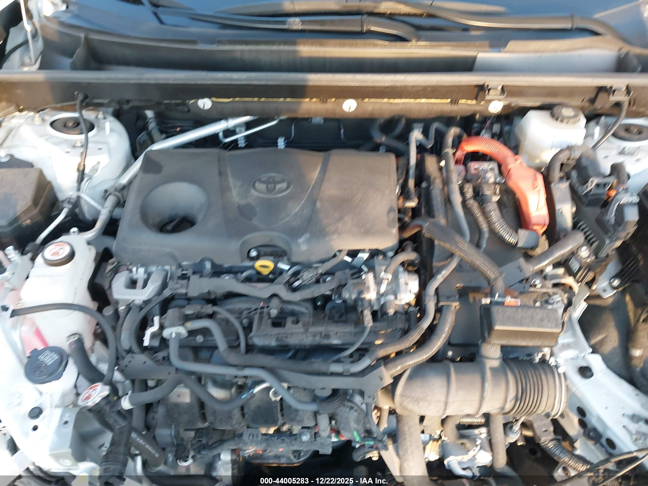 TOYOTA RAV4 image 10