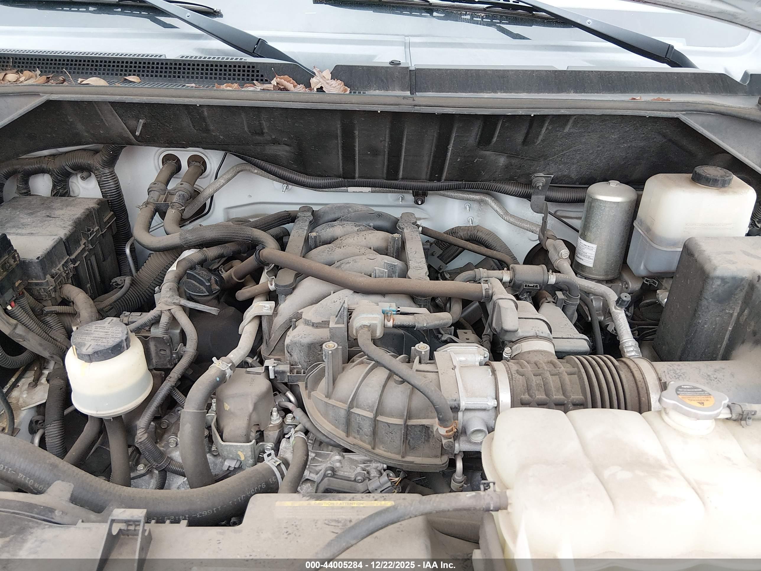 NISSAN NV image 10
