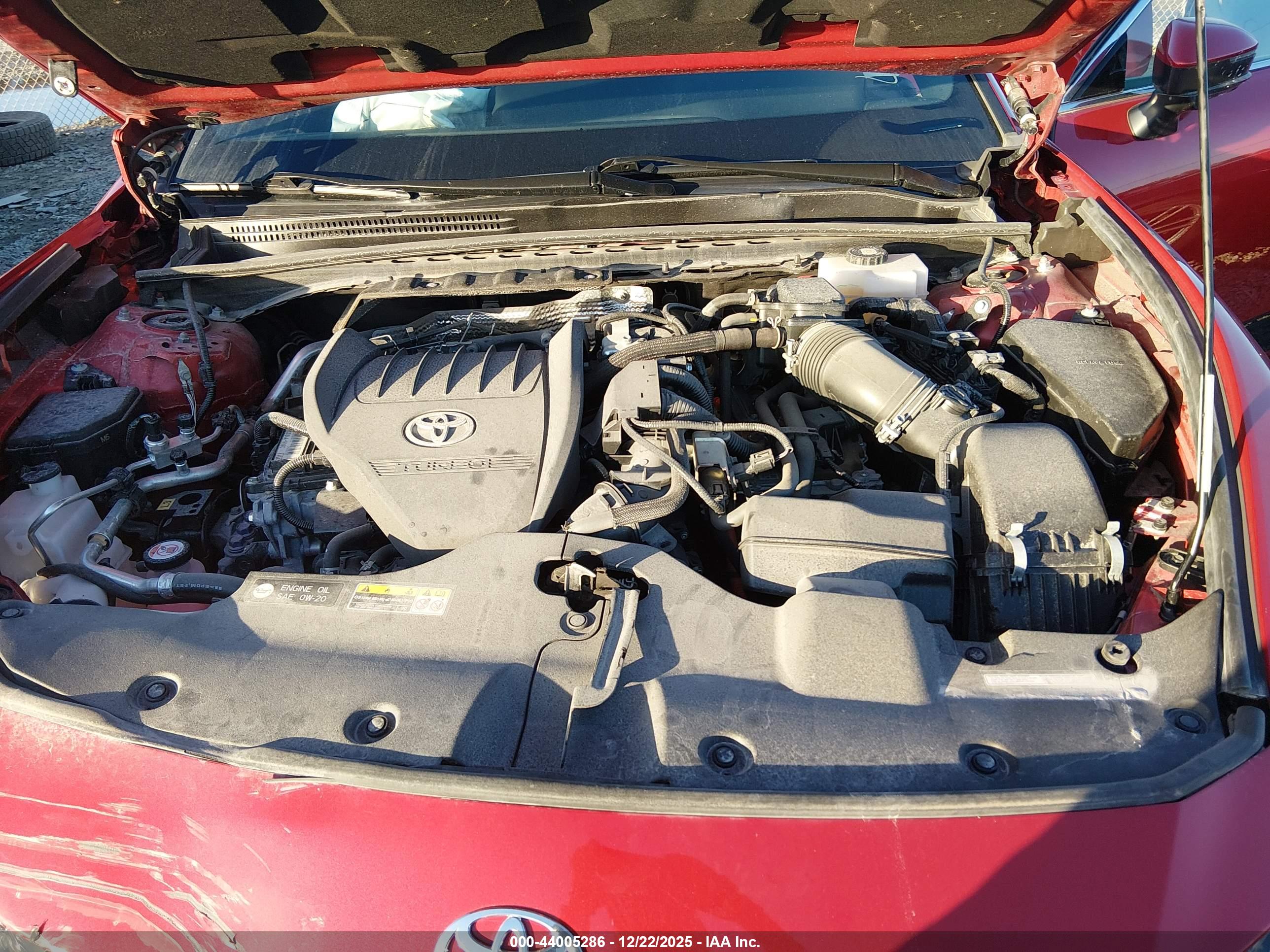 TOYOTA CROWN image 10