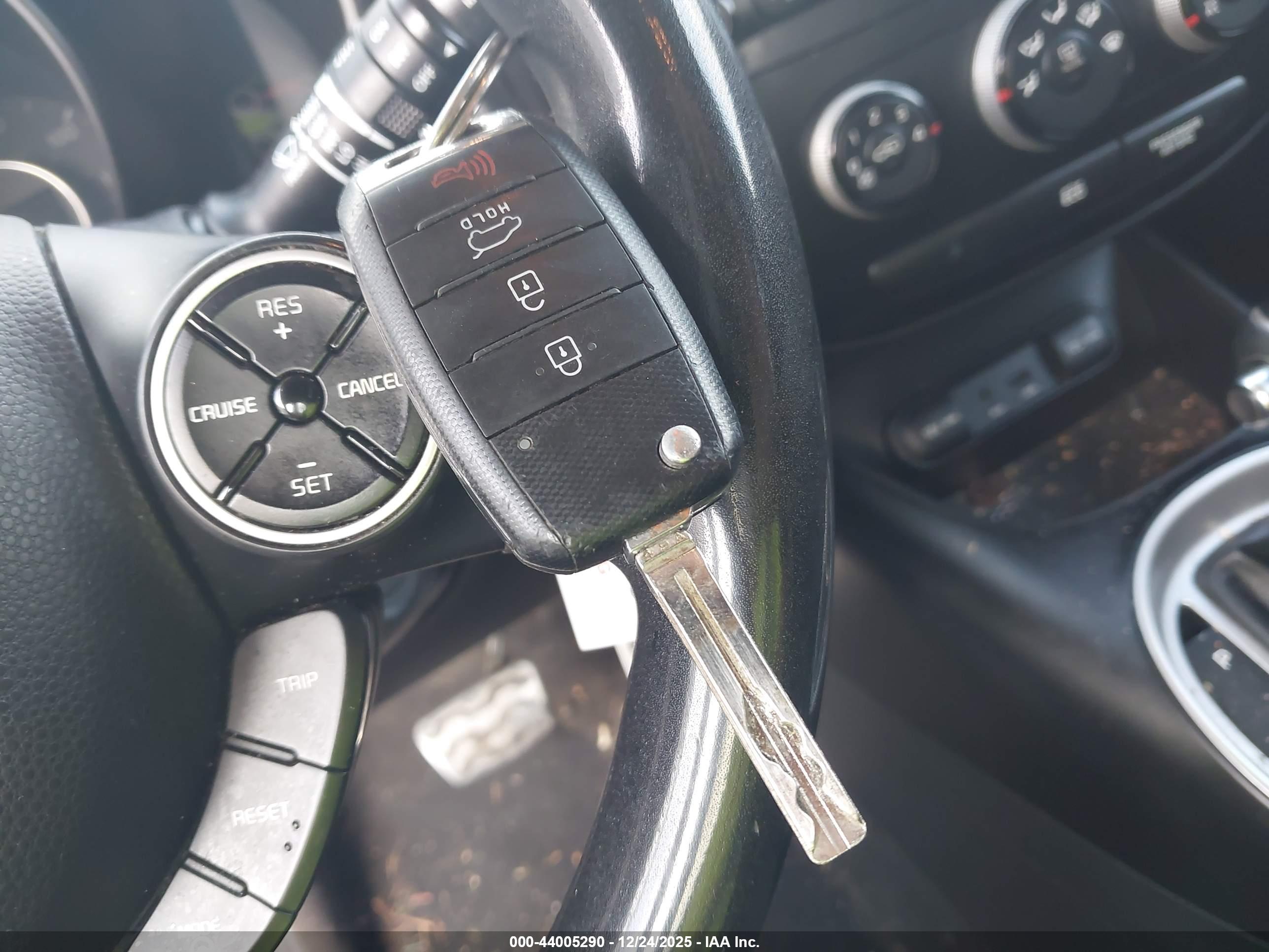 KIA SOUL image 11