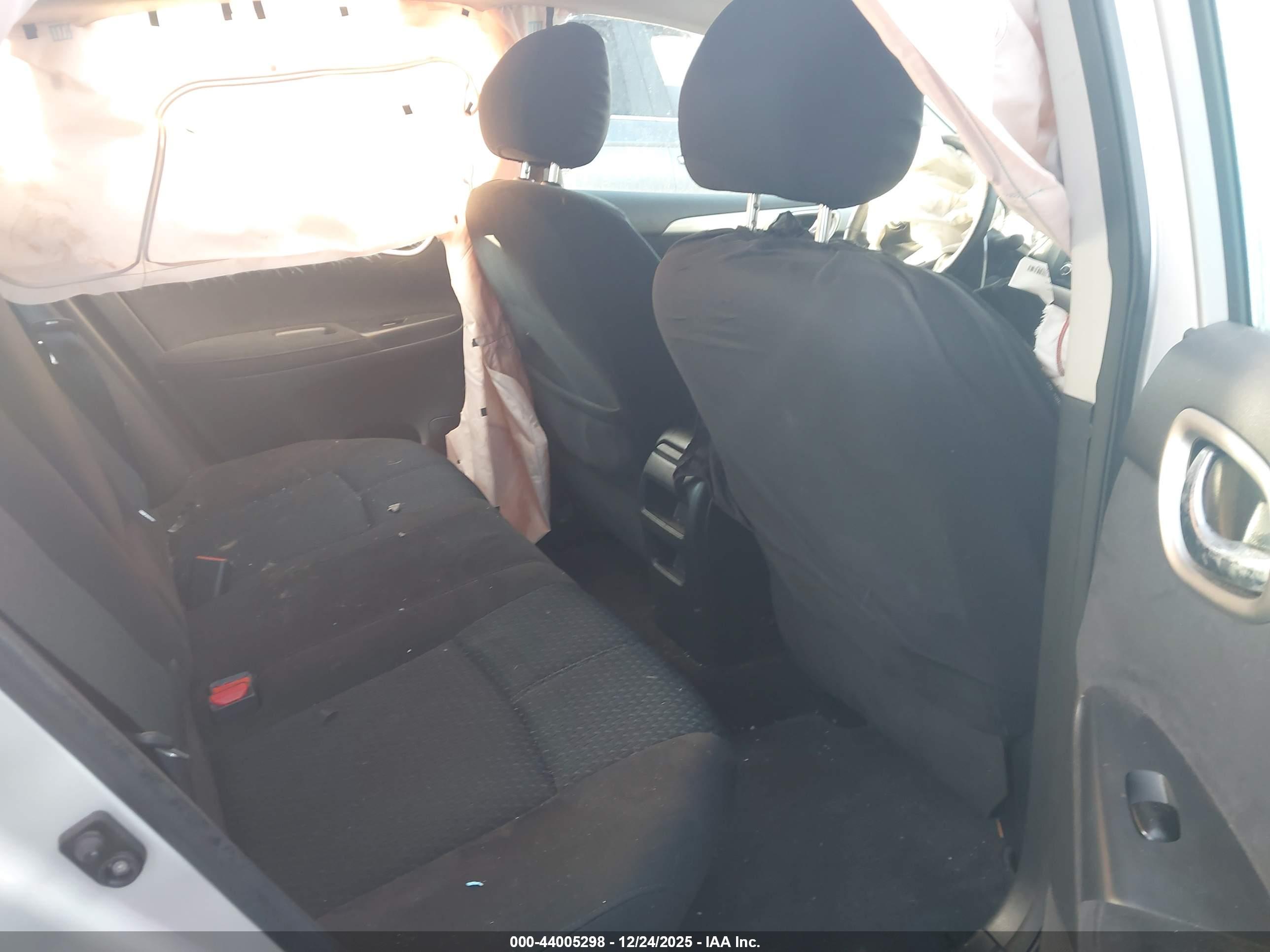 NISSAN SENTRA image 8