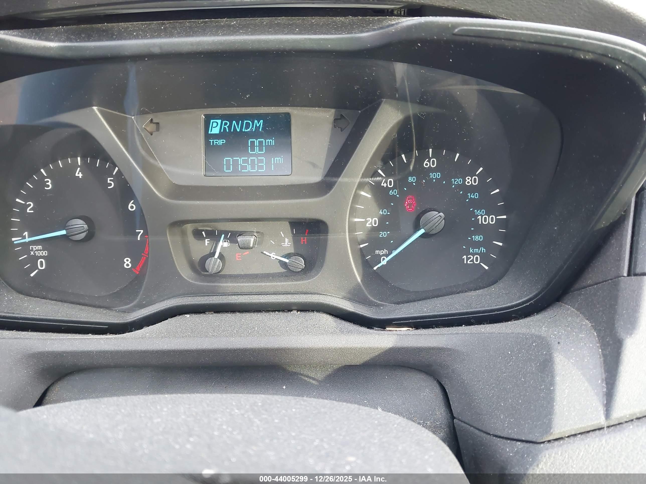 FORD TRANSIT-150 image 7