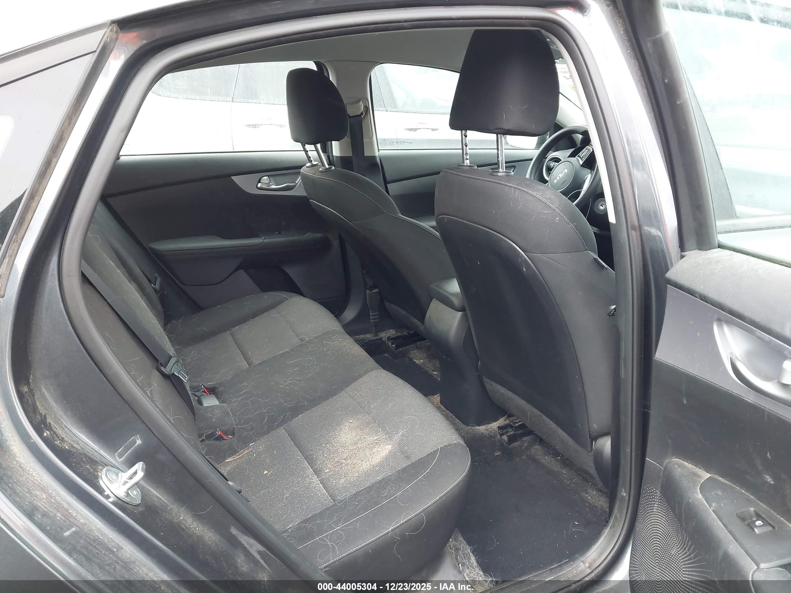 KIA FORTE image 8